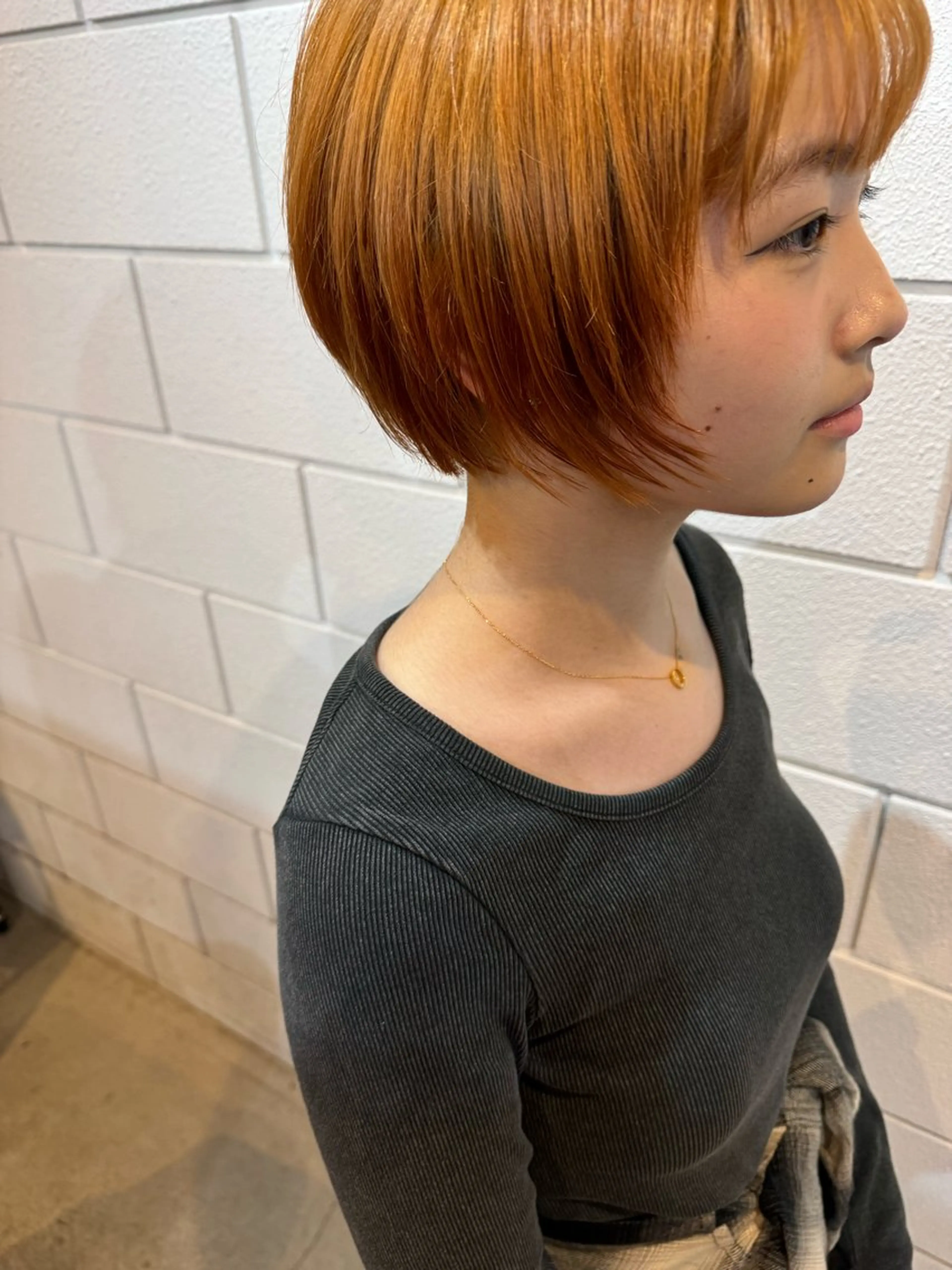 ショート カット 透け感/ハイトーン/ レイヤー/小山田のヘアスタイル