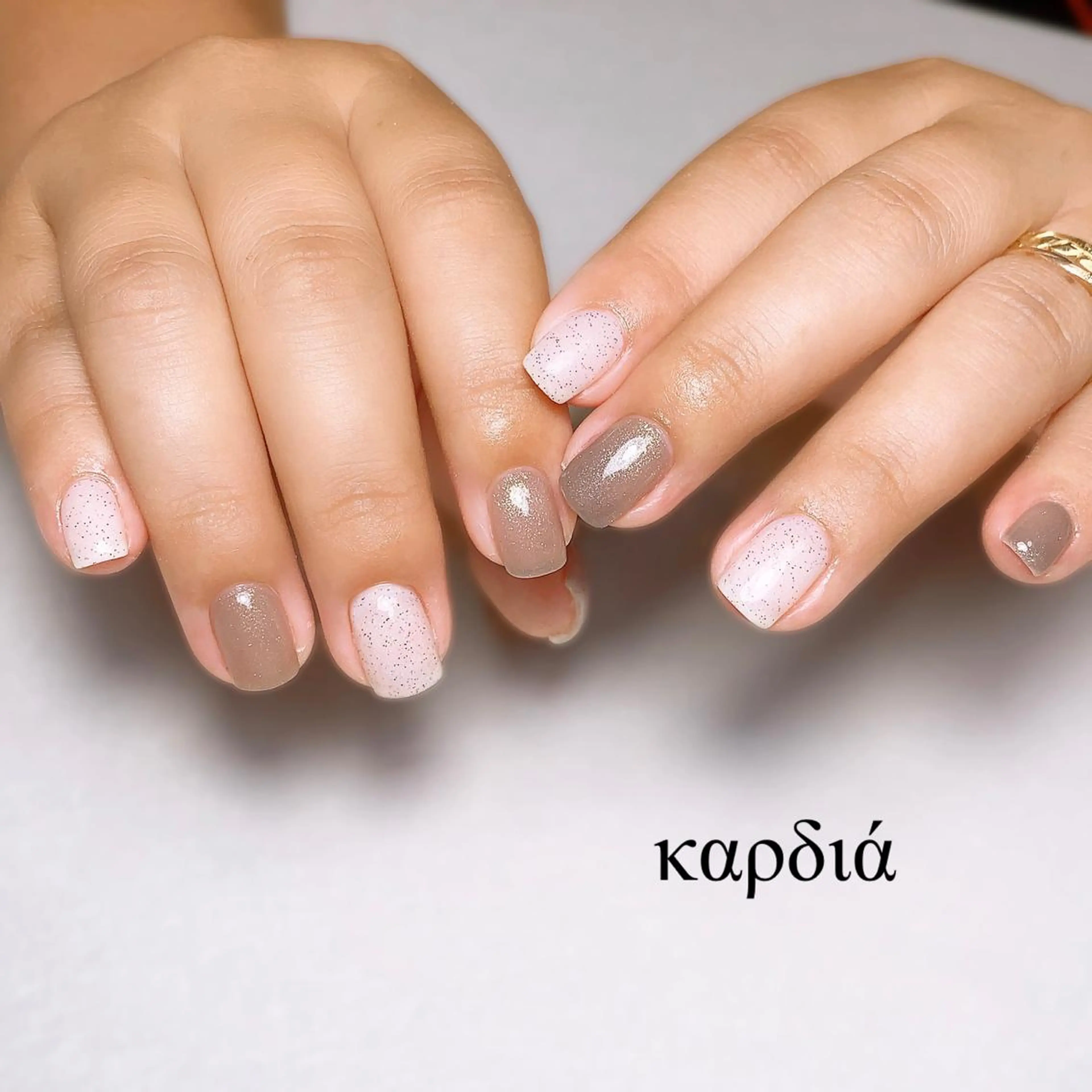 ネイル ハンドネイル καρδιά -ｶﾙﾃﾞｨｱ-のネイルデザイン