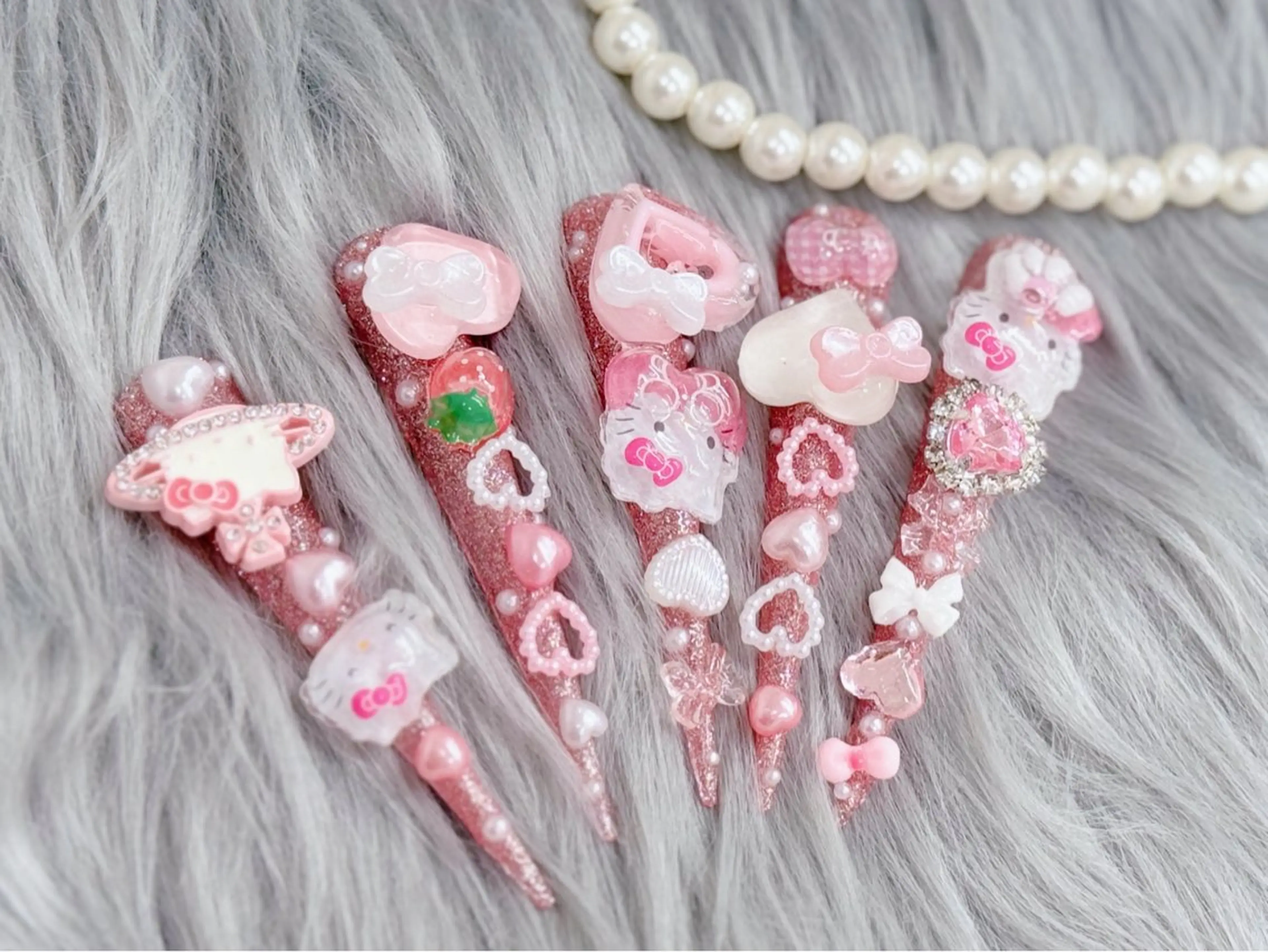 ネイル lucky nail 歌舞伎町のネイルデザイン