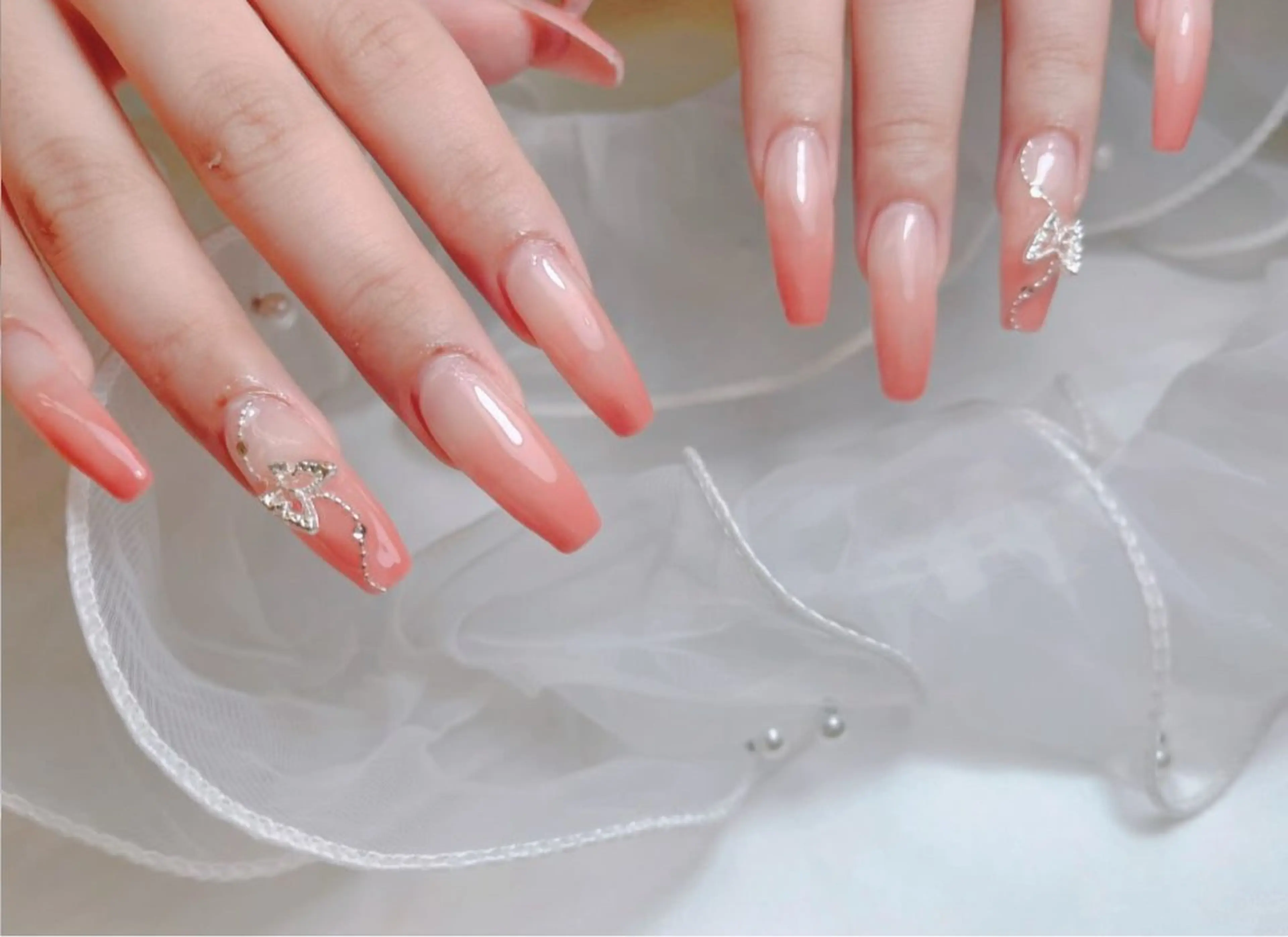 ネイル ハンドネイル Piacere所属・Piacere 絵美のネイルデザイン