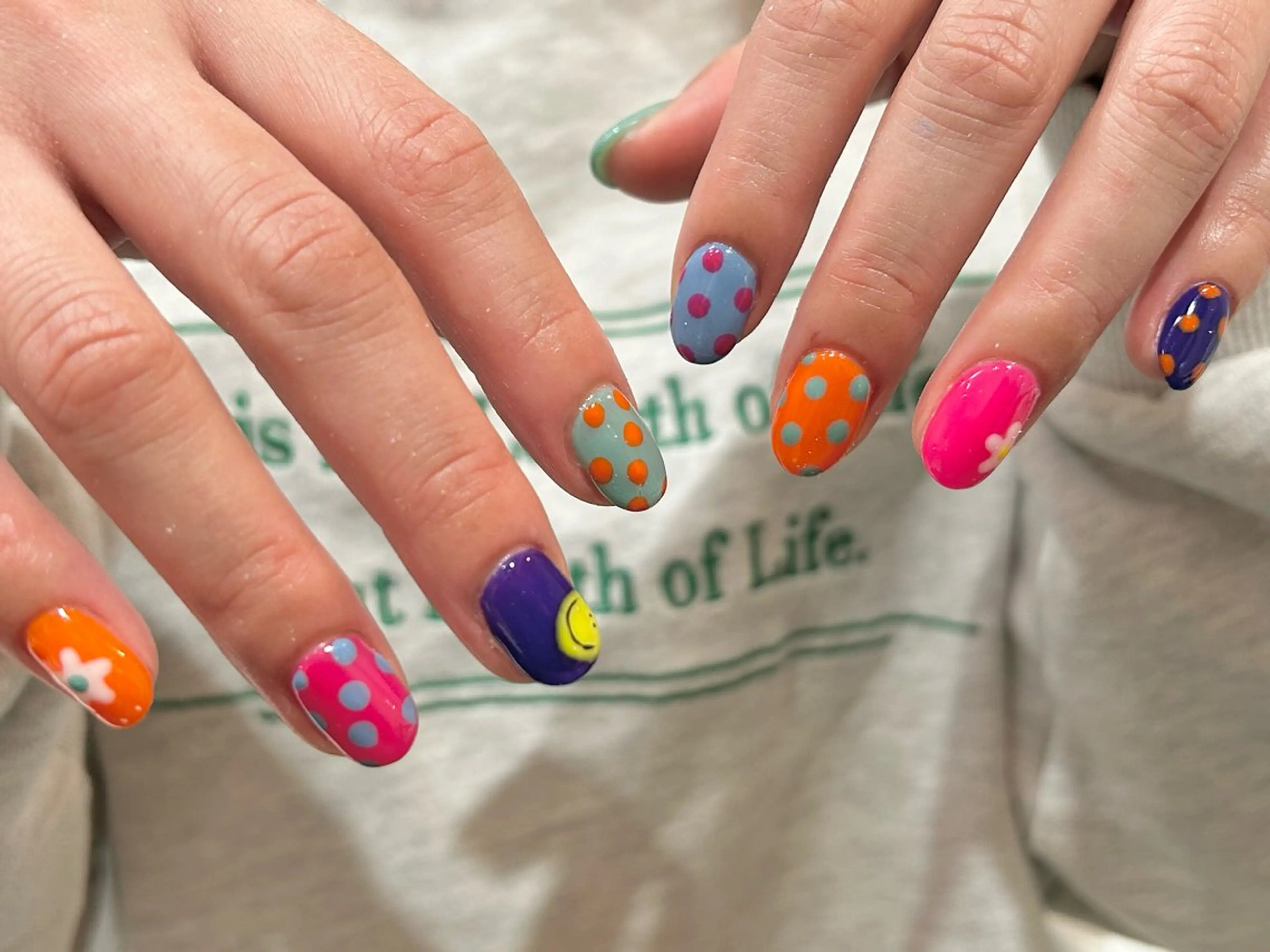 ネイル 前田 萌のネイルデザイン