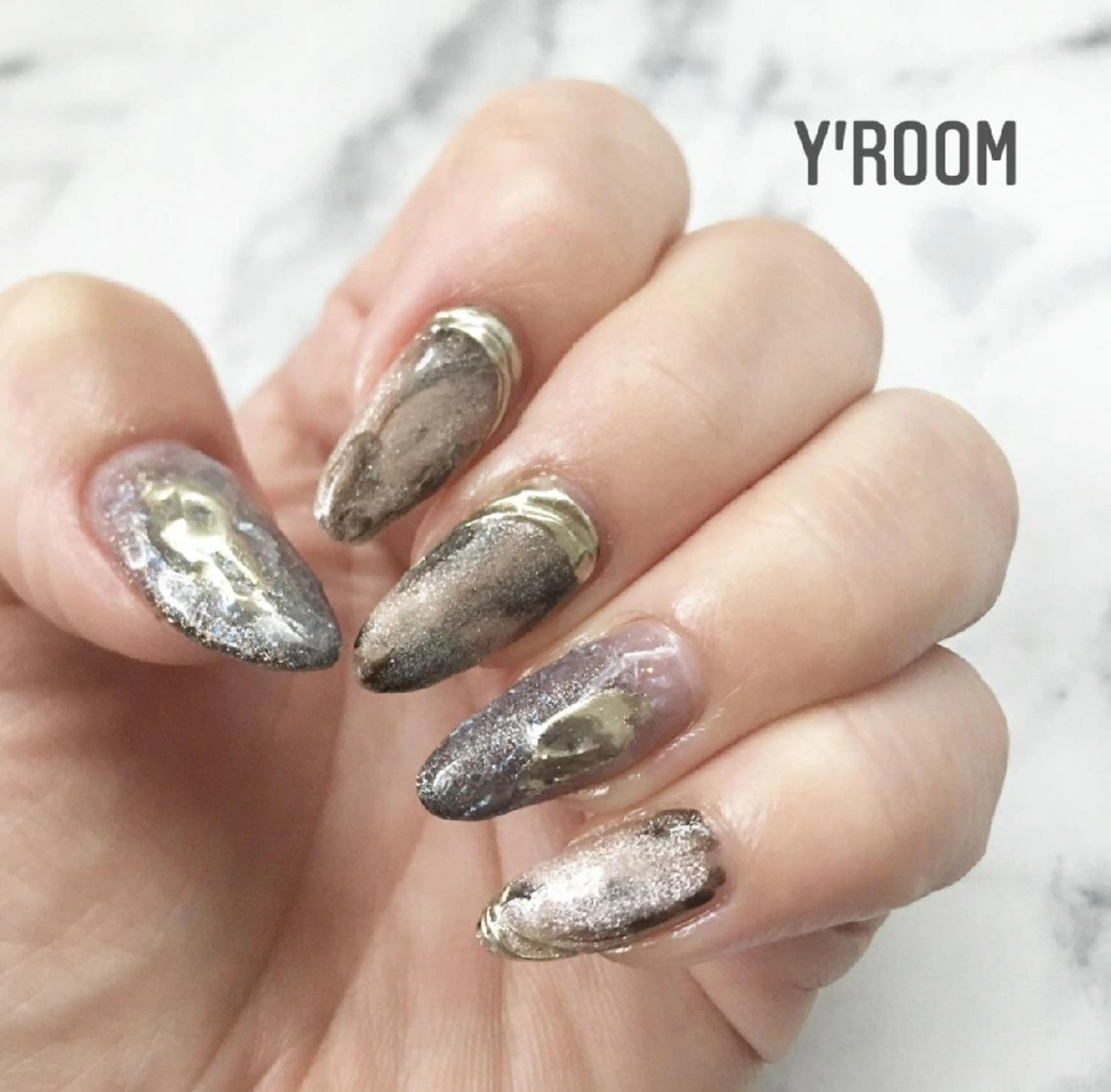 ネイル ジェルネイル ニュアンスネイル ワンカラーネイル パラジェル YUKA （ネイリスト）のネイルデザイン