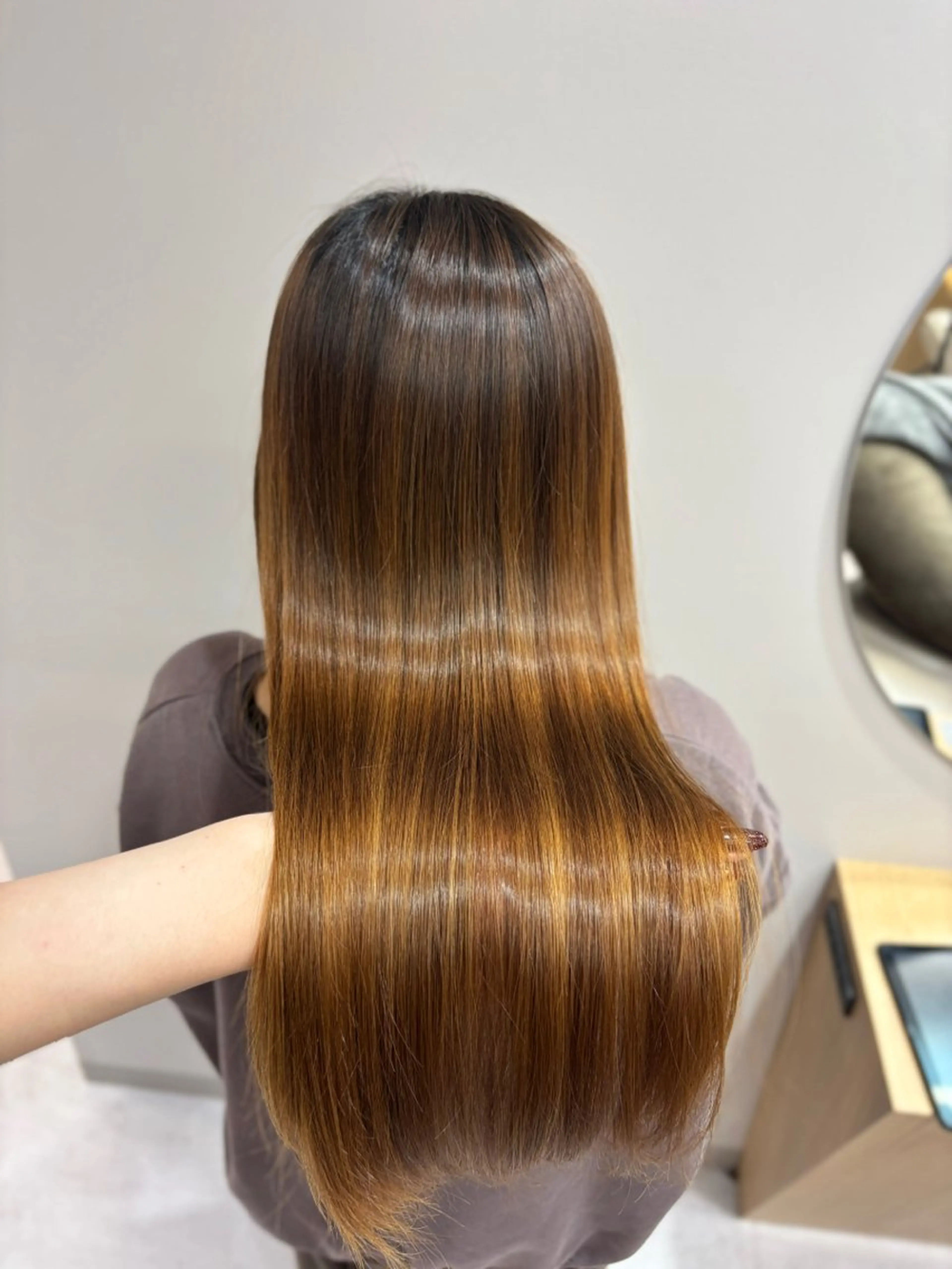 【小顔効果◎+艶髪★★★】小顔前髪カット+最高補修ケラチントリートメント¥8800の写真