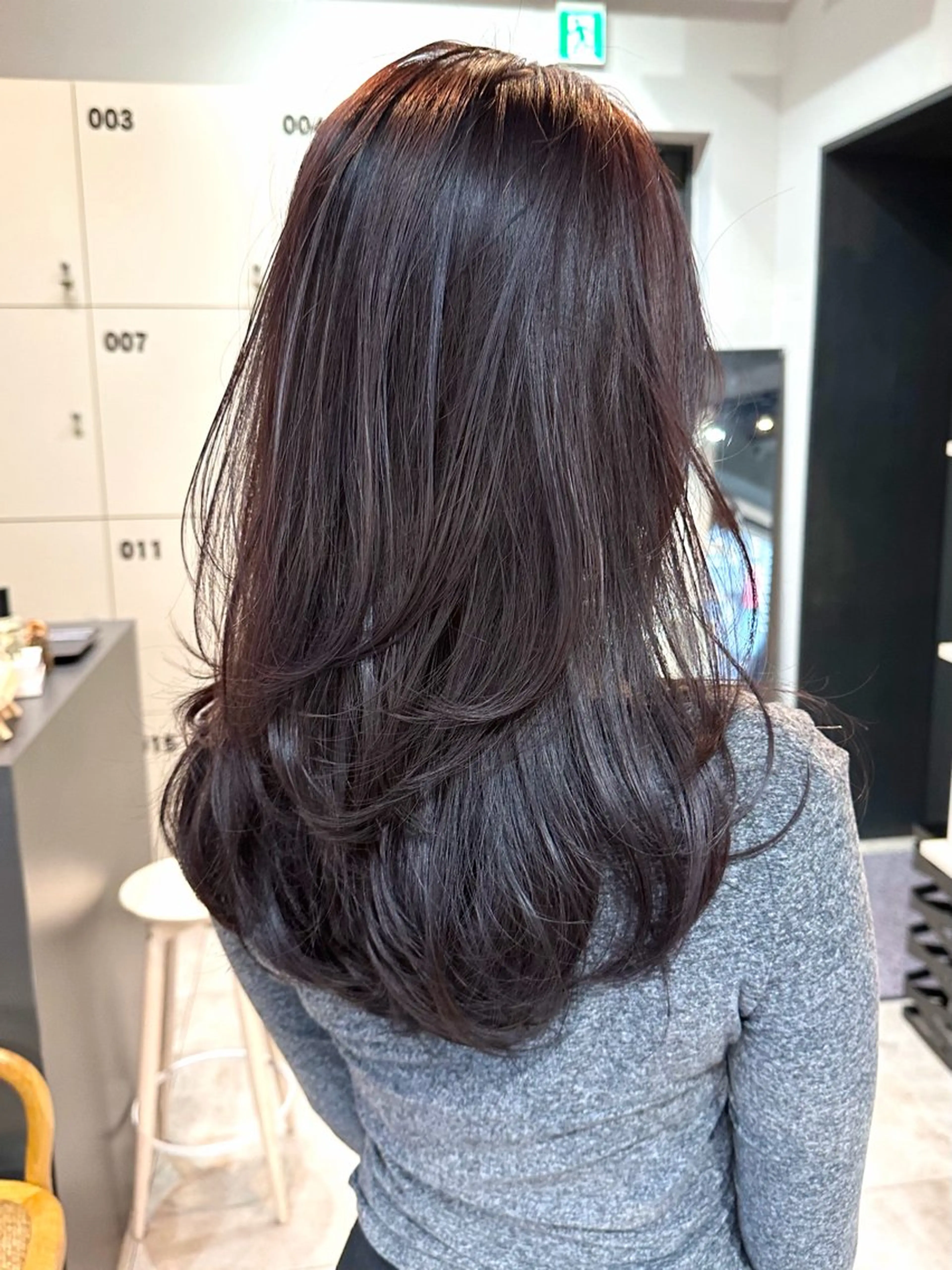 セミロング ラベンダーベージュ レイヤーカット カット ヘアカラー トリートメント ✨透明感カラー/縮毛 恵比寿HAYATO✨のヘアスタイル