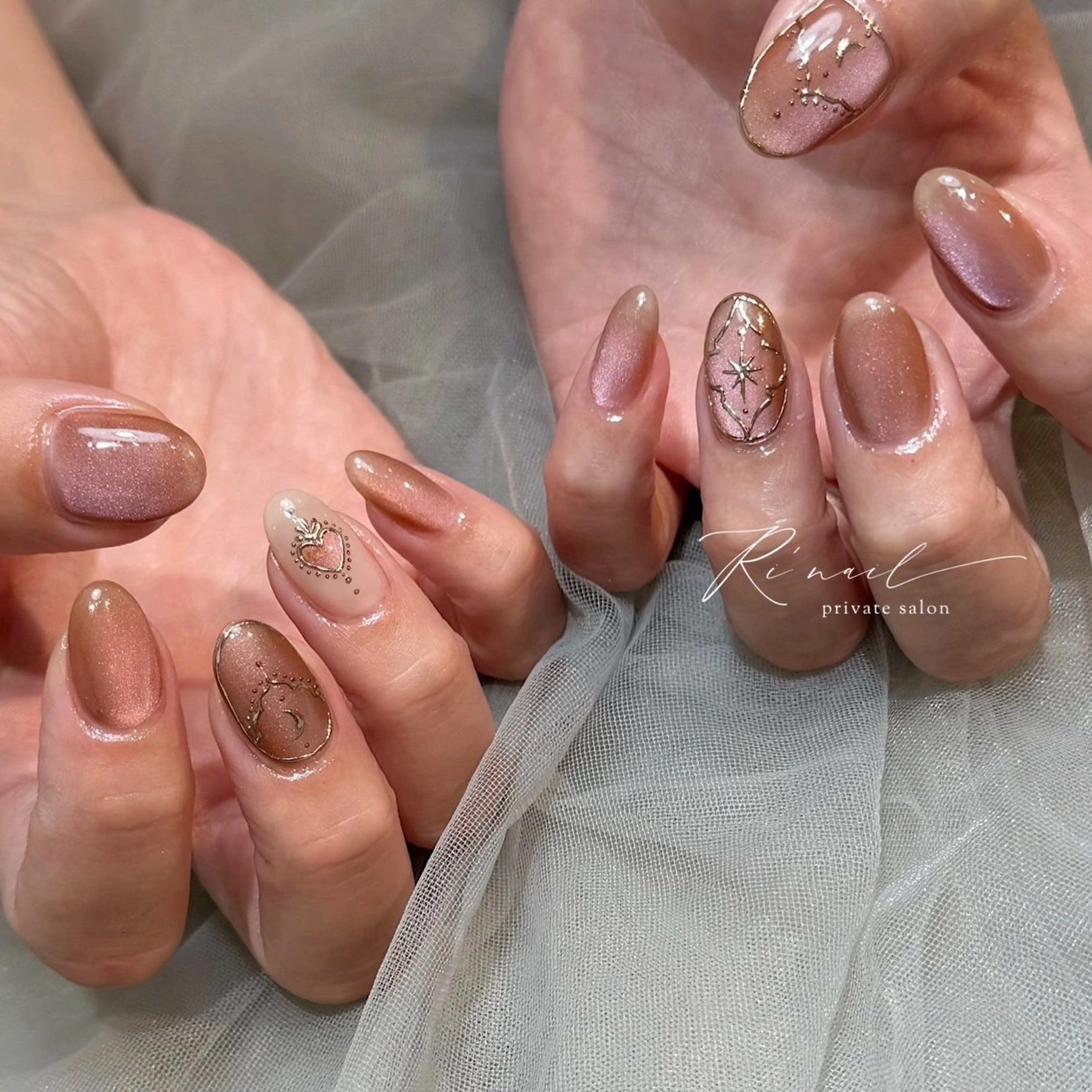 ネイル マグネットネイル ISHIWATA LINAのネイルデザイン