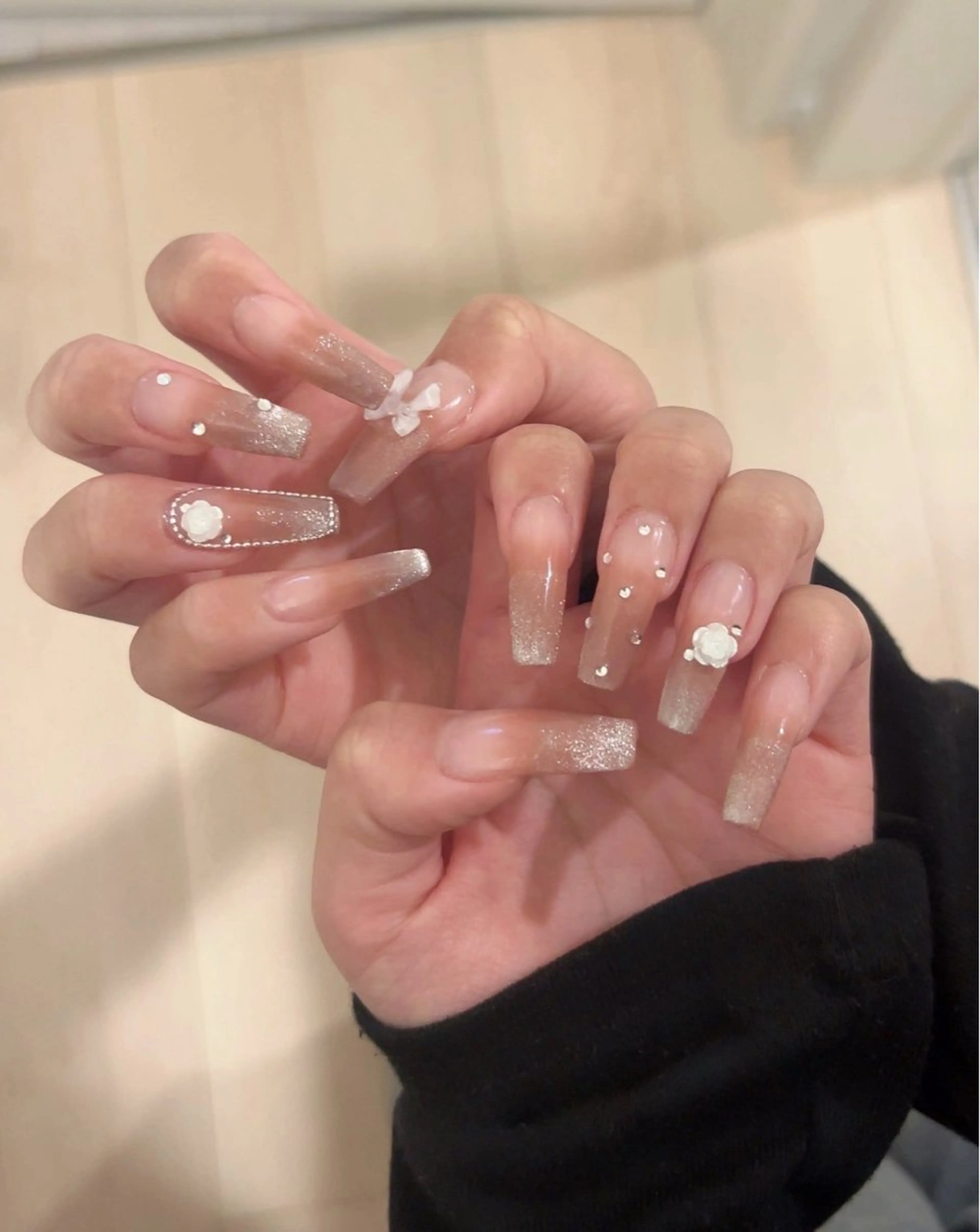 ネイル アートネイル 長さ出し フレンチネイル マグネットネイル マグネットフレンチ ハンドネイル nail salon Estelleのネイルデザイン