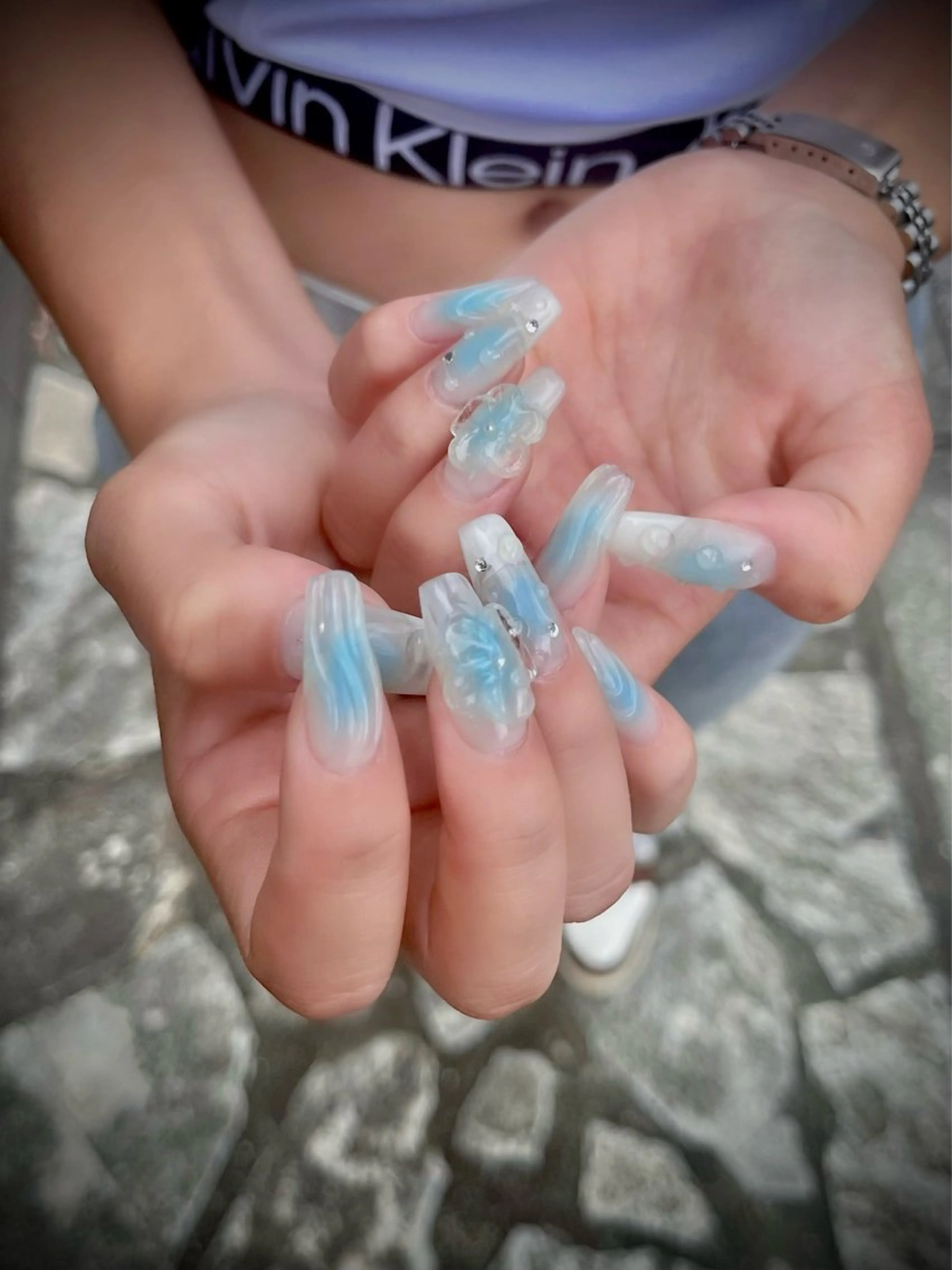 ネイル フットネイル キラキラネイル マグネットネイル ワンカラーネイル スカルプネイル nine.🦋 YUKOのネイルデザイン