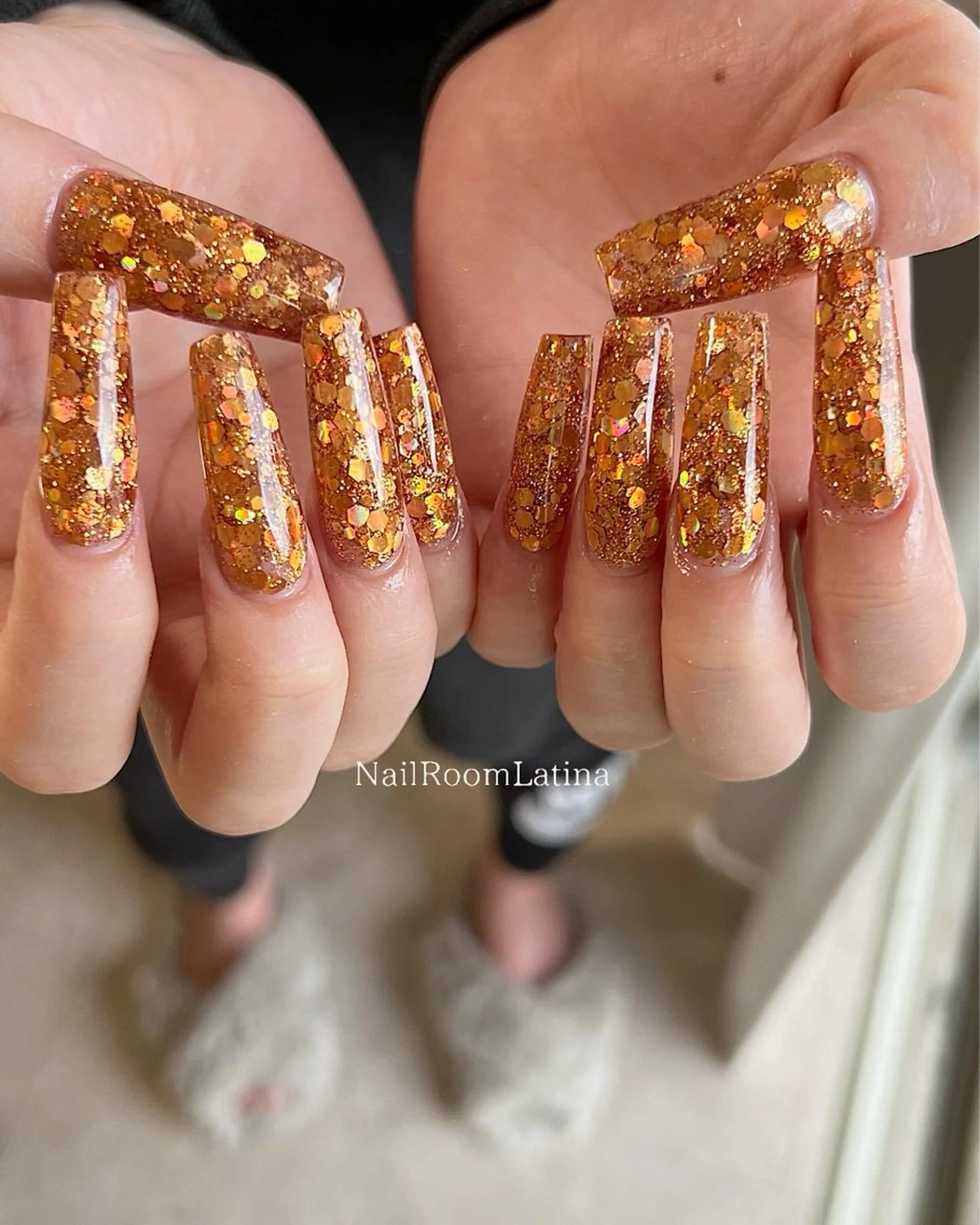 ネイル ハート ロングネイル ハンドネイル ✾ NailRoom Latina🌻💓のネイルデザイン