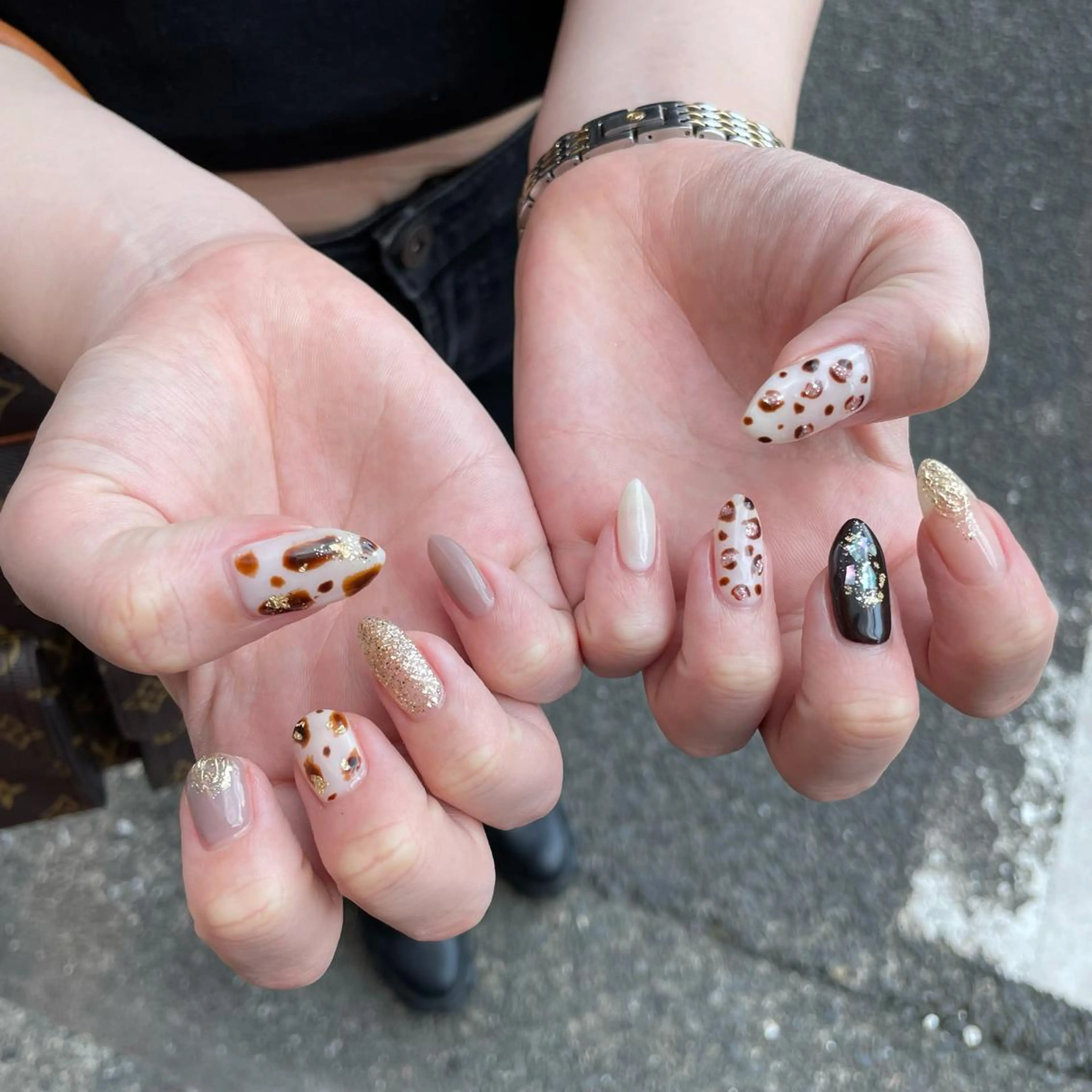 ネイル ﾔｽﾀﾞ ﾐﾅのネイルデザイン