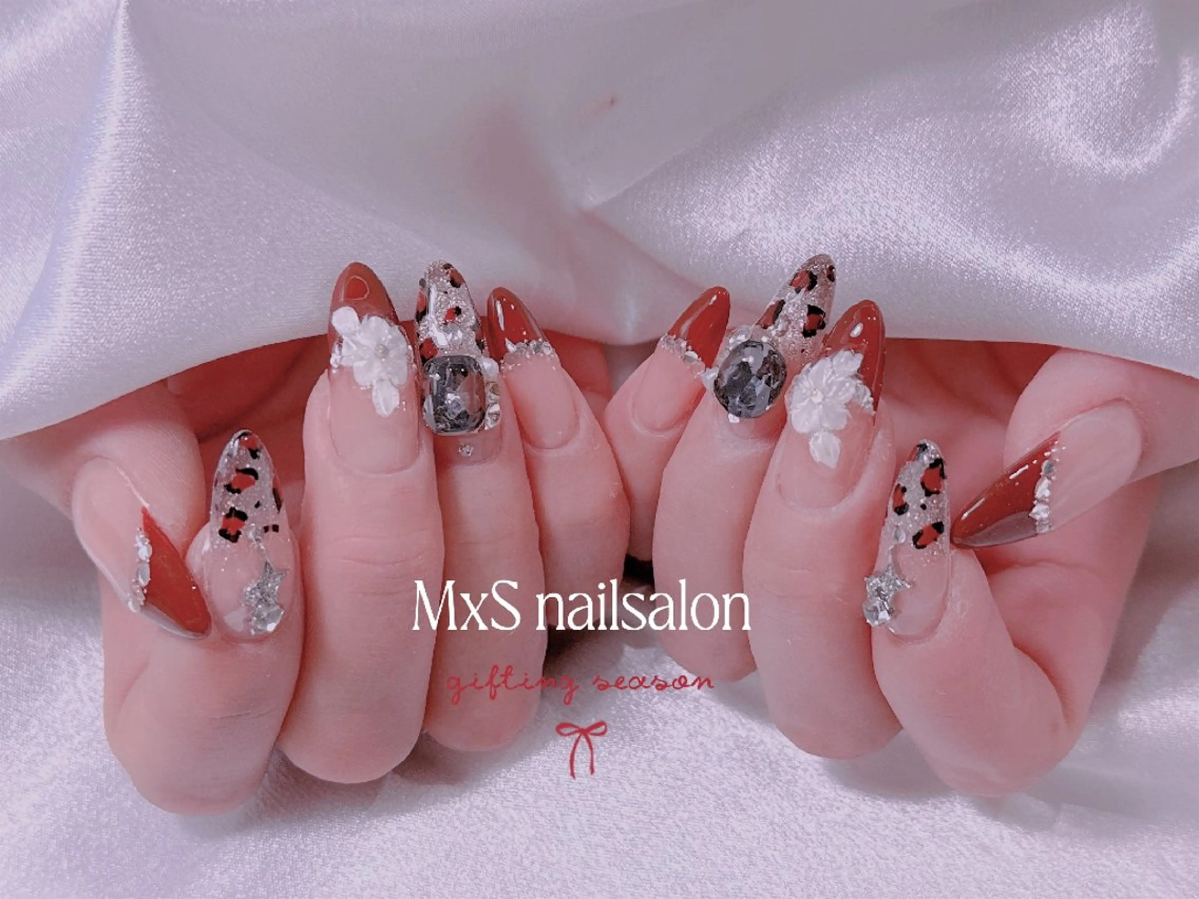 ネイル ジェルネイル 韓国ネイル マグネットネイル パラジェル ワンホンネイル ハンドネイル ハンドケア MxS Nail(長さだし/フィルイン/マグネット/韓国ネイル/ワンホンネイル/ワンカラー)所属・MxS リィリィのネイルデザイン