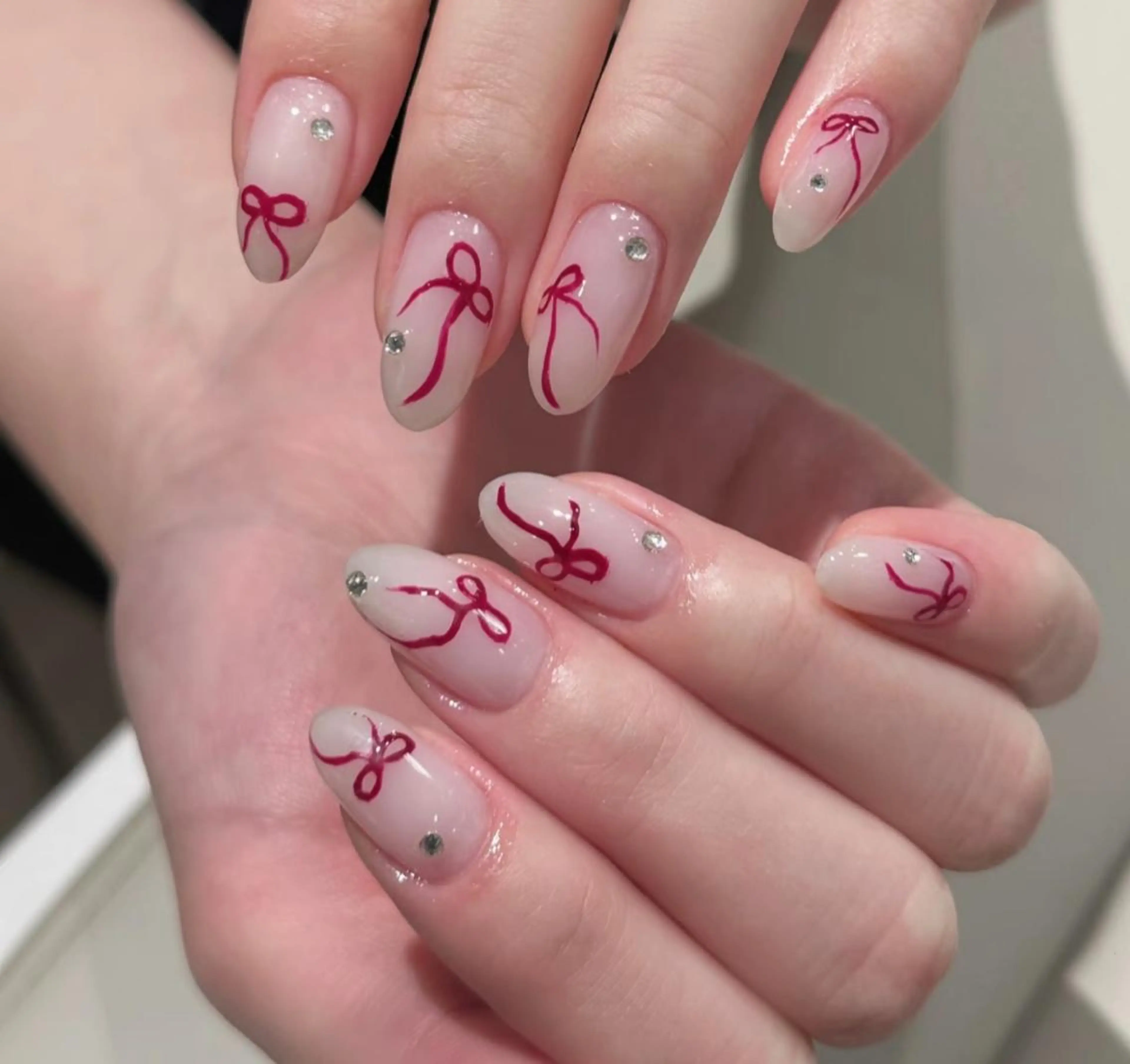 ネイル ハンドネイル 🎀 KiKi_nailのネイルデザイン