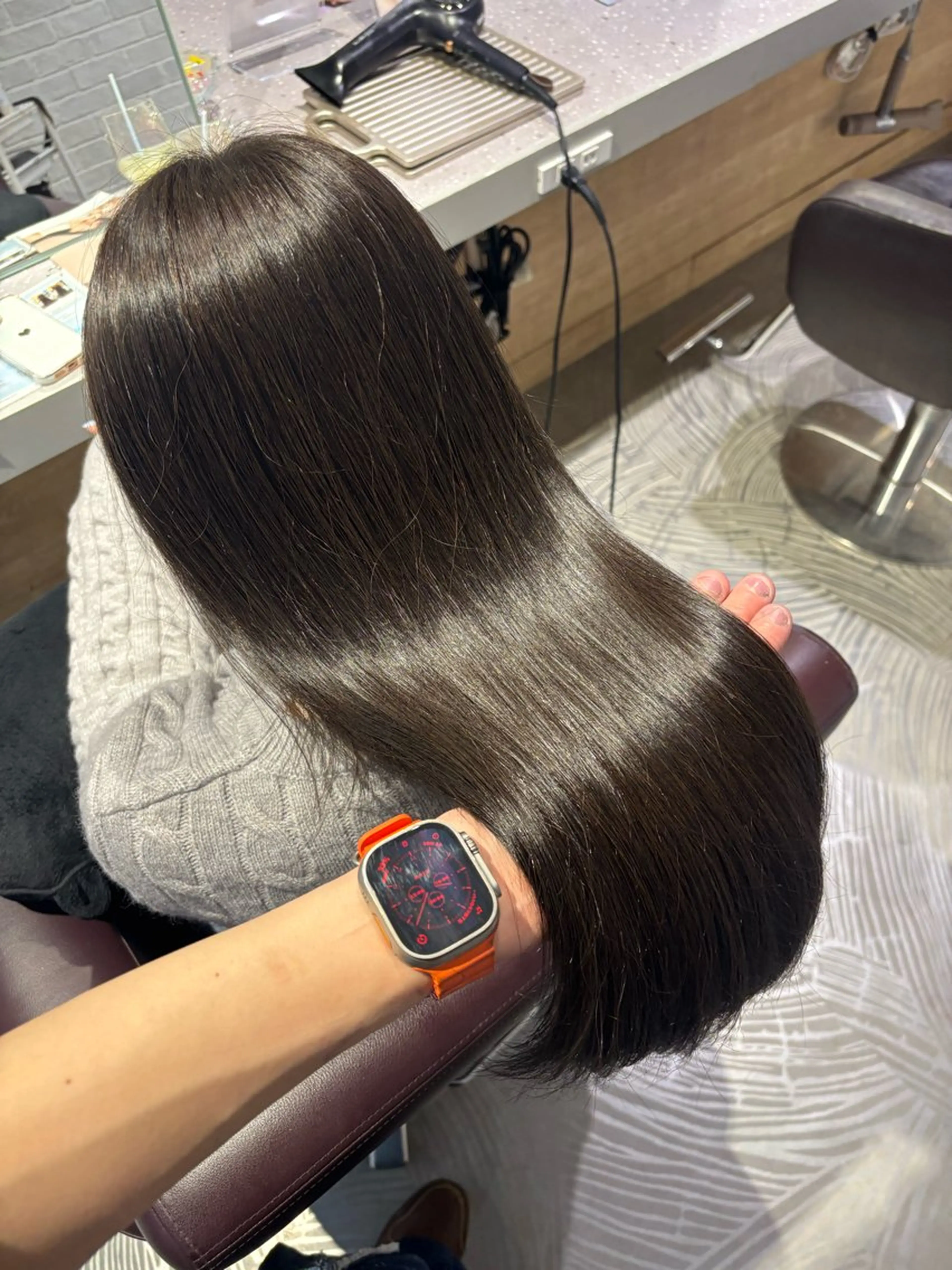 ミディアム カラー ブリーチ 透明感カラー 卒業式のヘアスタイル トリートメント ヘアカラー トリートメント ボブぷる艶🌈 艶髪矯正✨遠藤龍雅のヘアスタイル