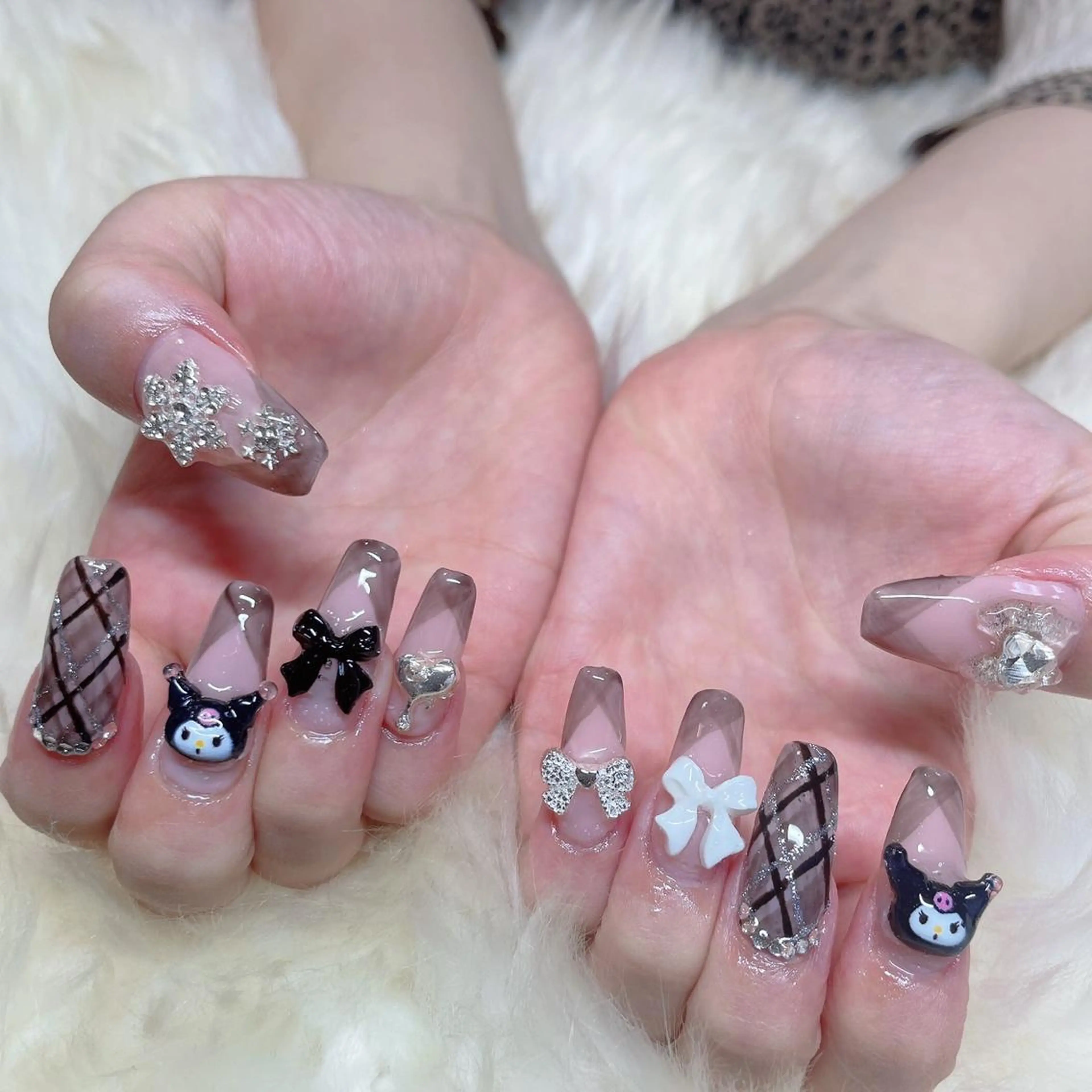 ロング ハンドネイル ハンドケア 💜MIYA nail川崎店のネイルデザイン