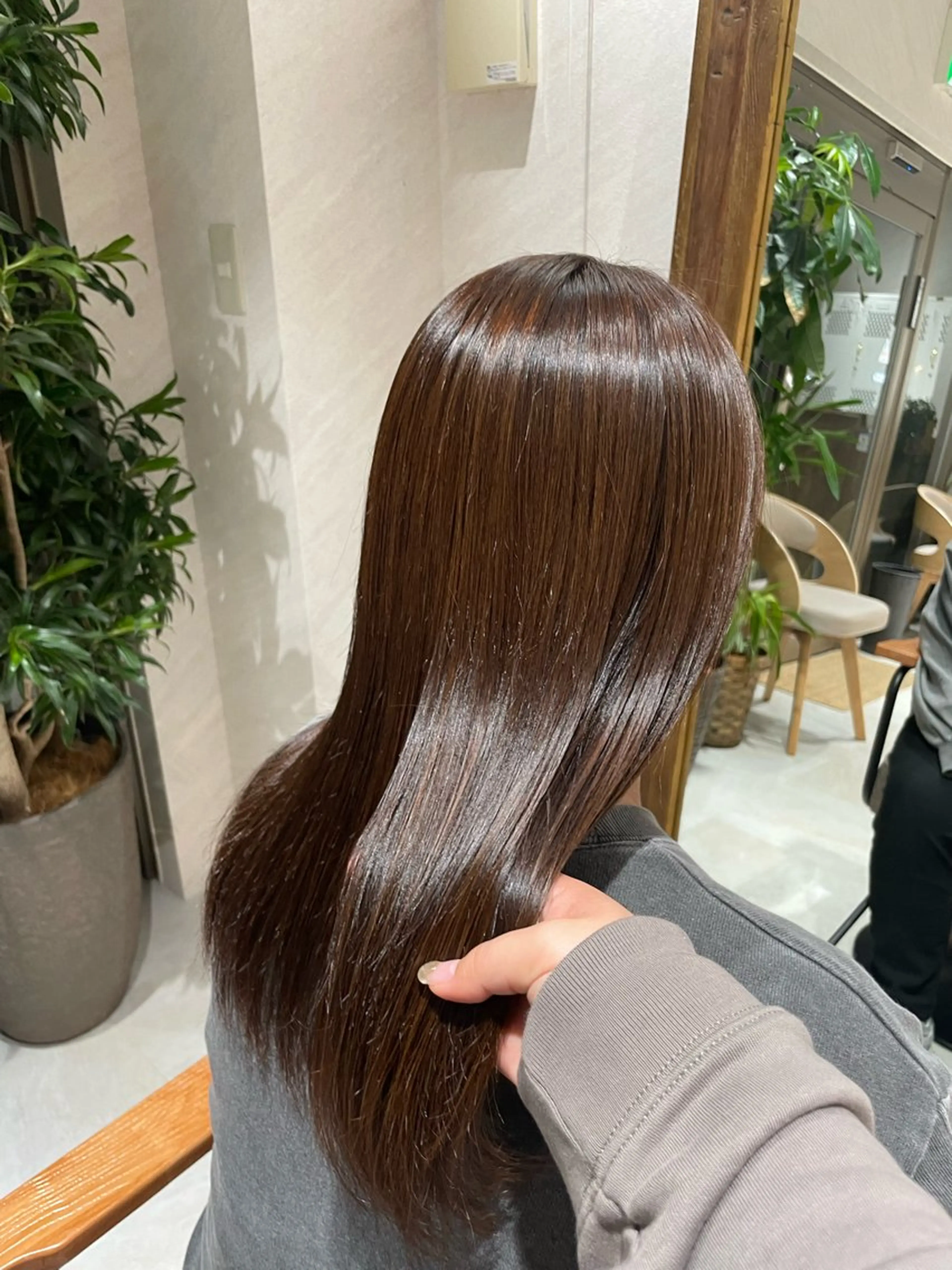 ロング トリートメント 🍐透明感カラー🍐 レイヤーカットのヘアスタイル