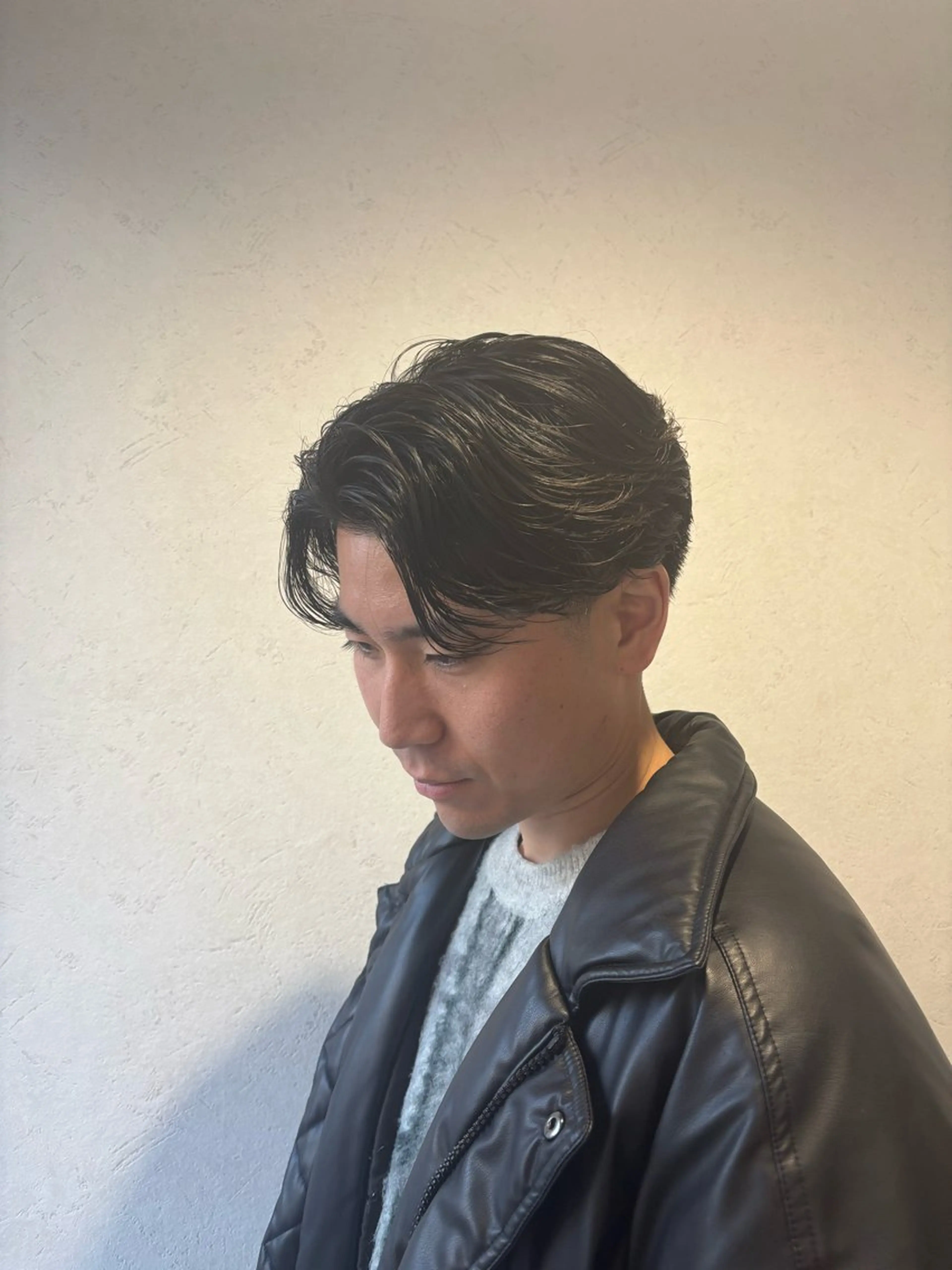 メンズ センターパート メンズパーマ 透明感カラー/メンズ カット/KOIROのヘアスタイル