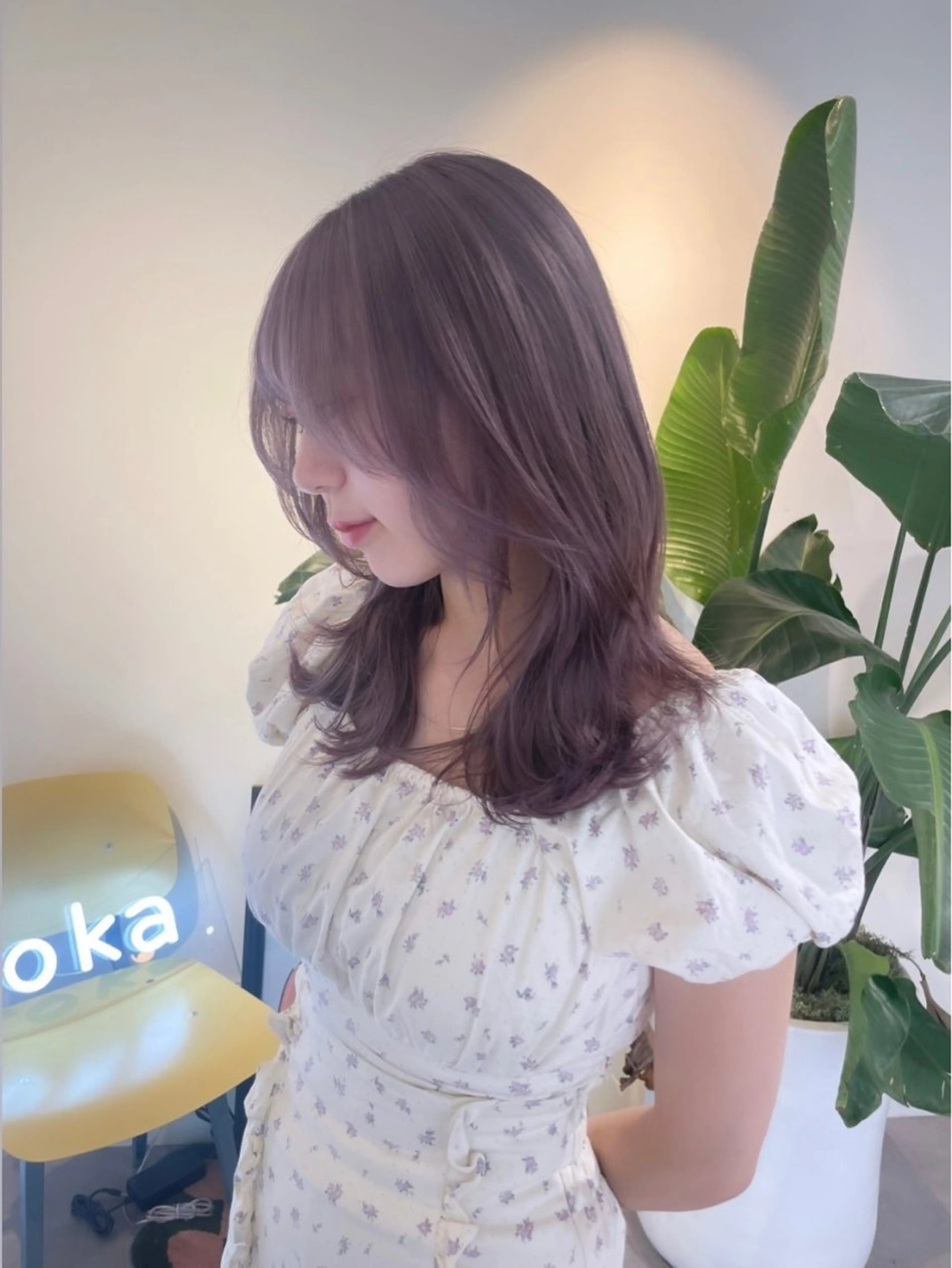 カラー ベージュカラー ラベンダーカラー ヘアカラー 若月 あやかのヘアスタイル