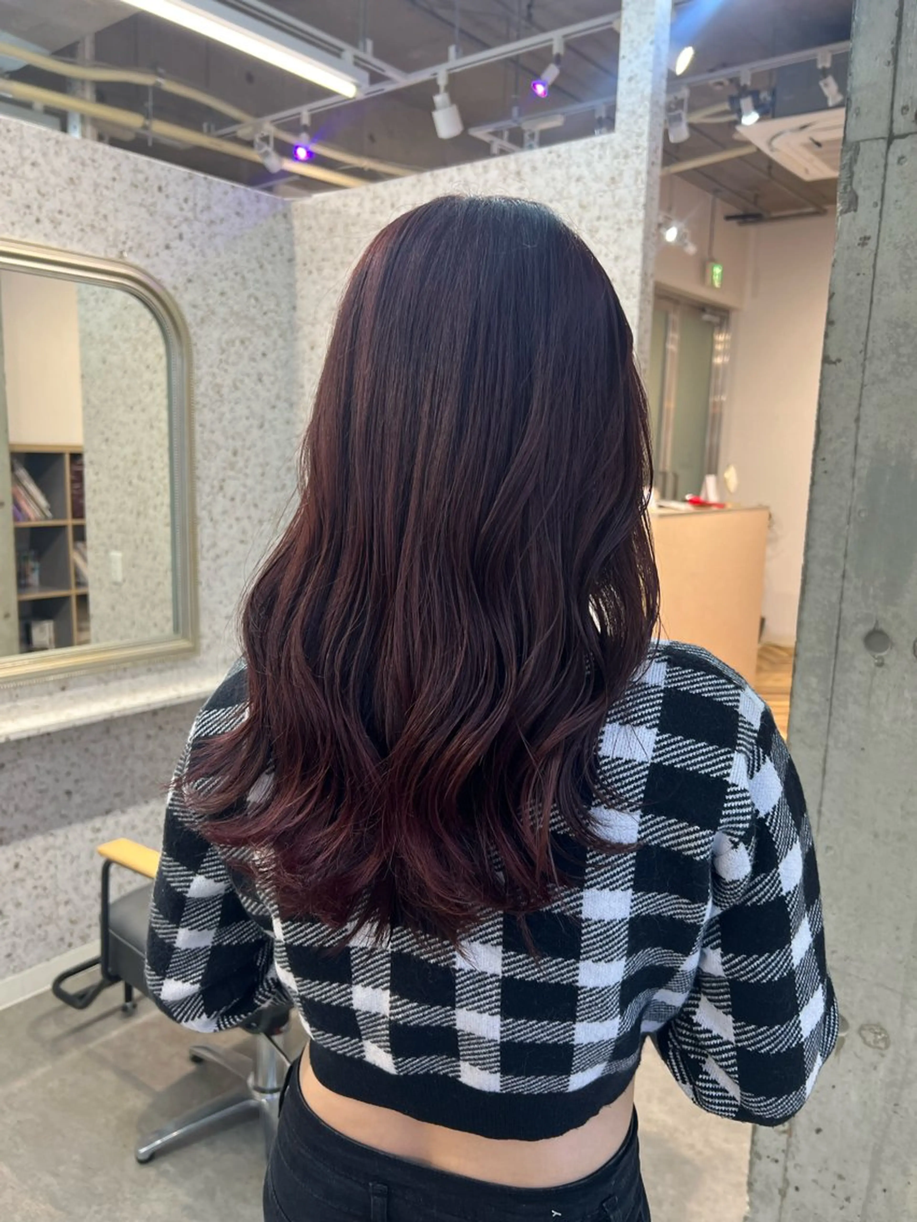 ロング カラー ボルドーカラー レッドカラー ヘアカラー Ayaka🩰🎀 ガーリー/暖色♡のヘアスタイル