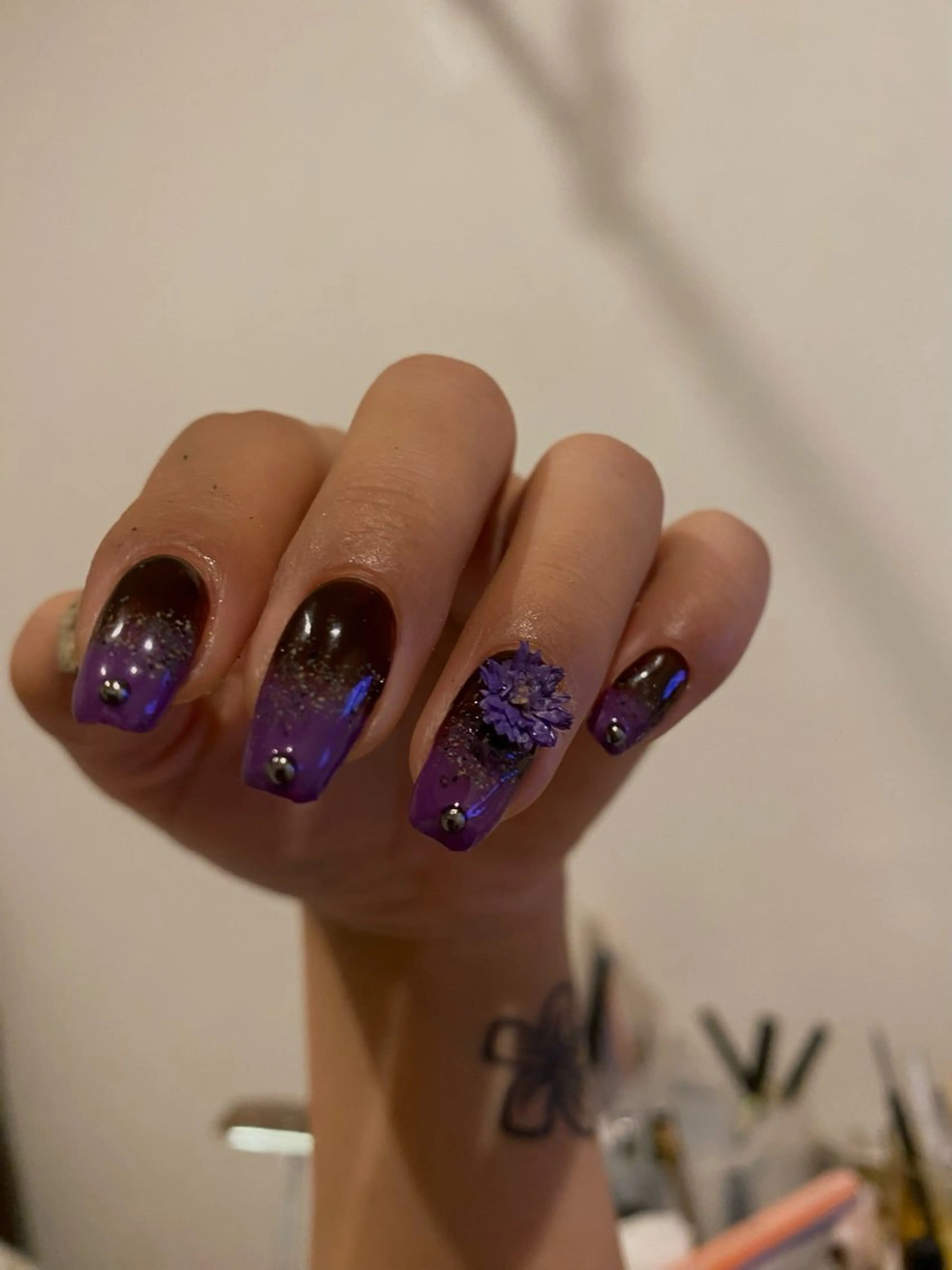 ネイル ワンカラーネイル 土川 芽依奈のネイルデザイン