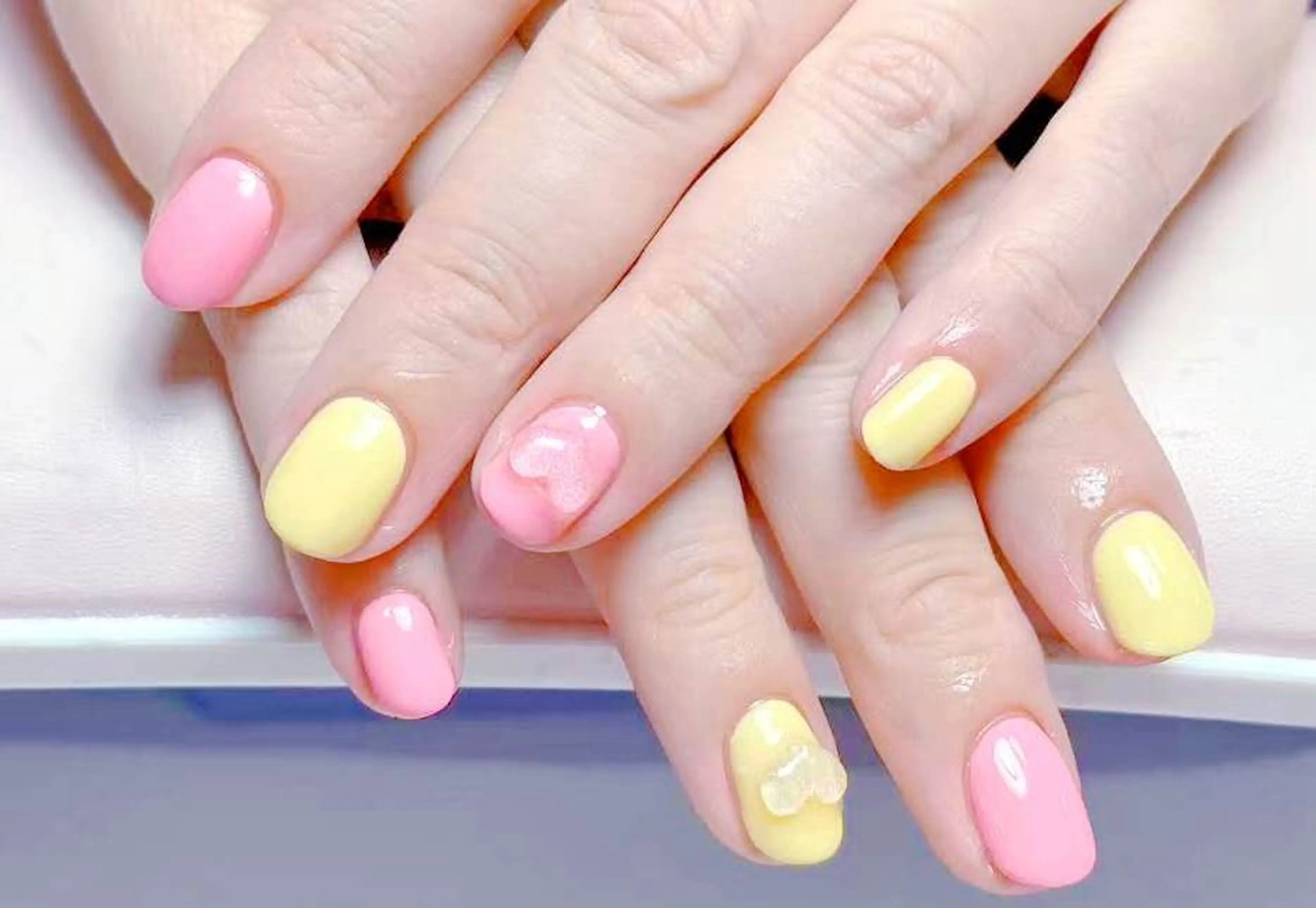 ネイル 小島 阿佑美のネイルデザイン