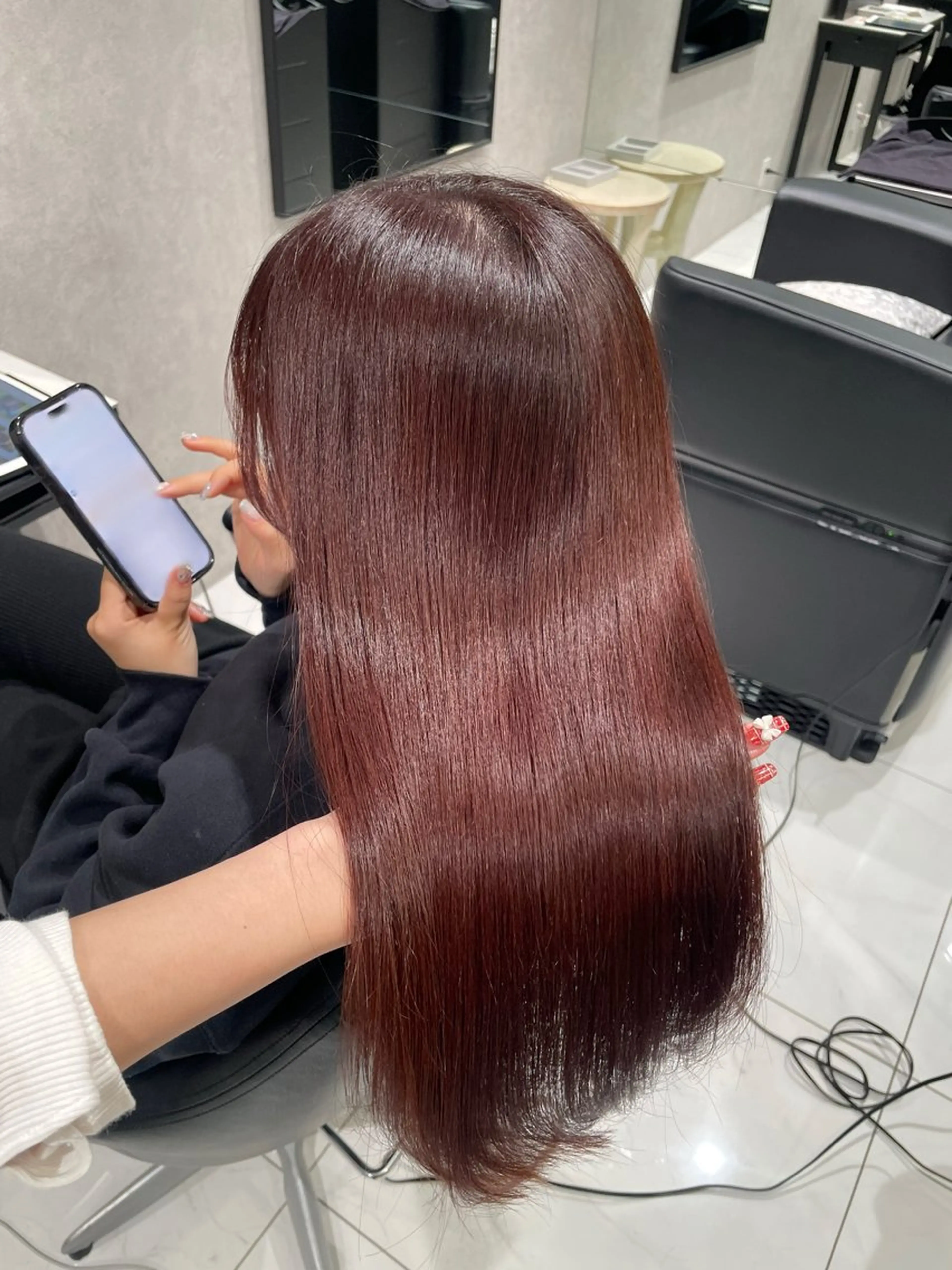 セミロング カラー 内藤 藍夏のヘアスタイル