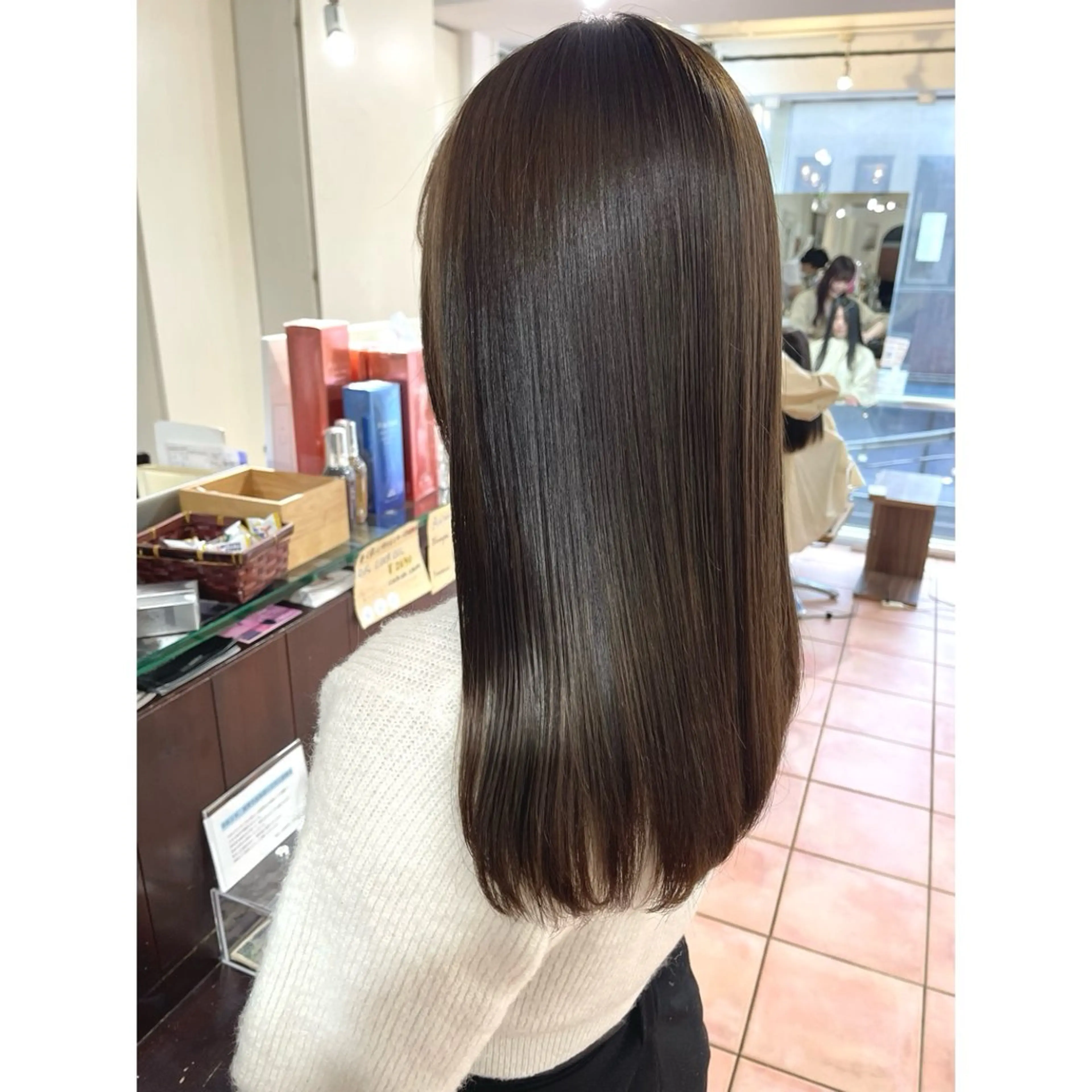 ロング カラー ヘアアレンジ カット ヘアカラー トリートメント 宮川 莉央のその他イメージ