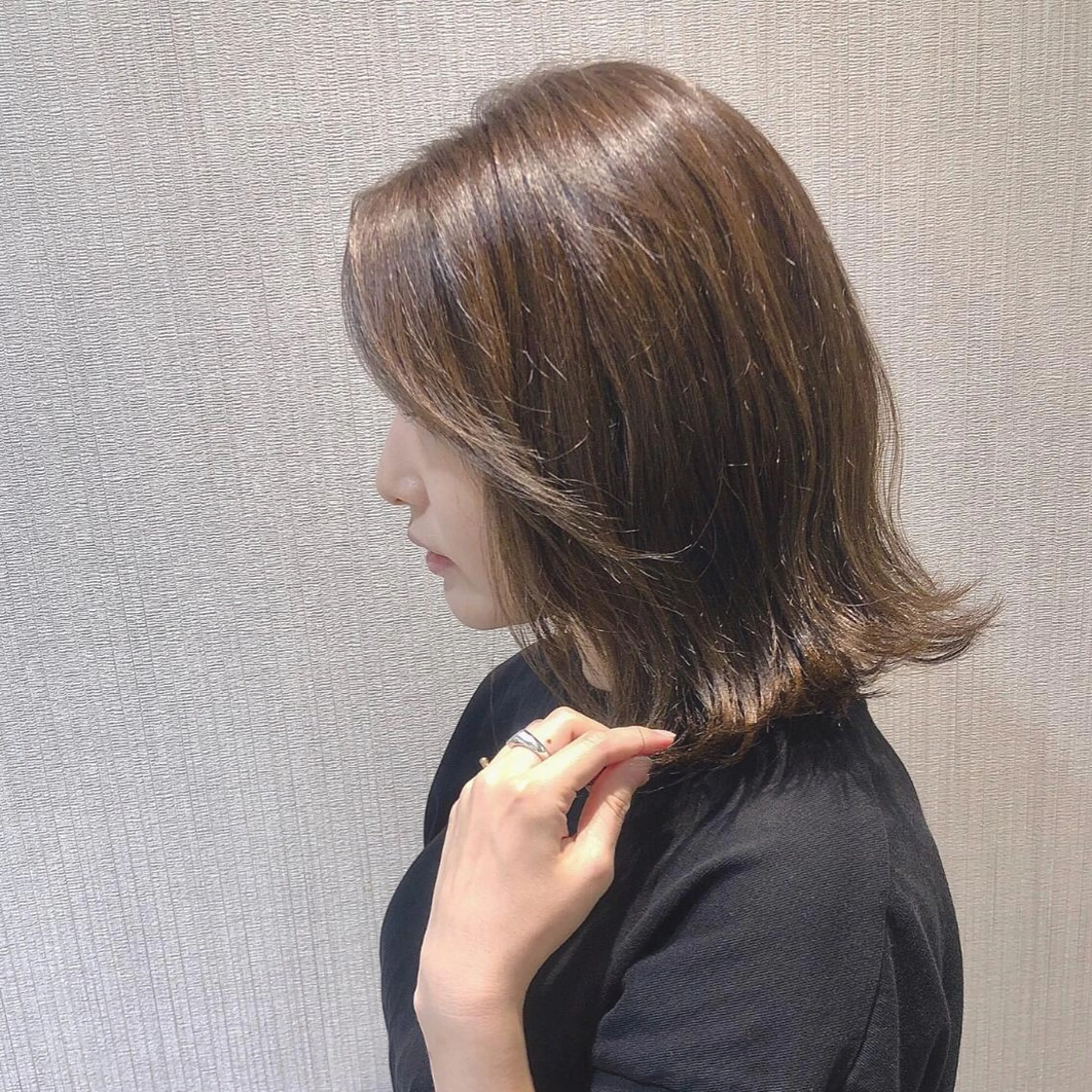 ミディアム カラー ヘアアレンジ Zina 銀座中央通り所属・Yuki☃️美容師/ 耳ツボジュエリーのヘアスタイル