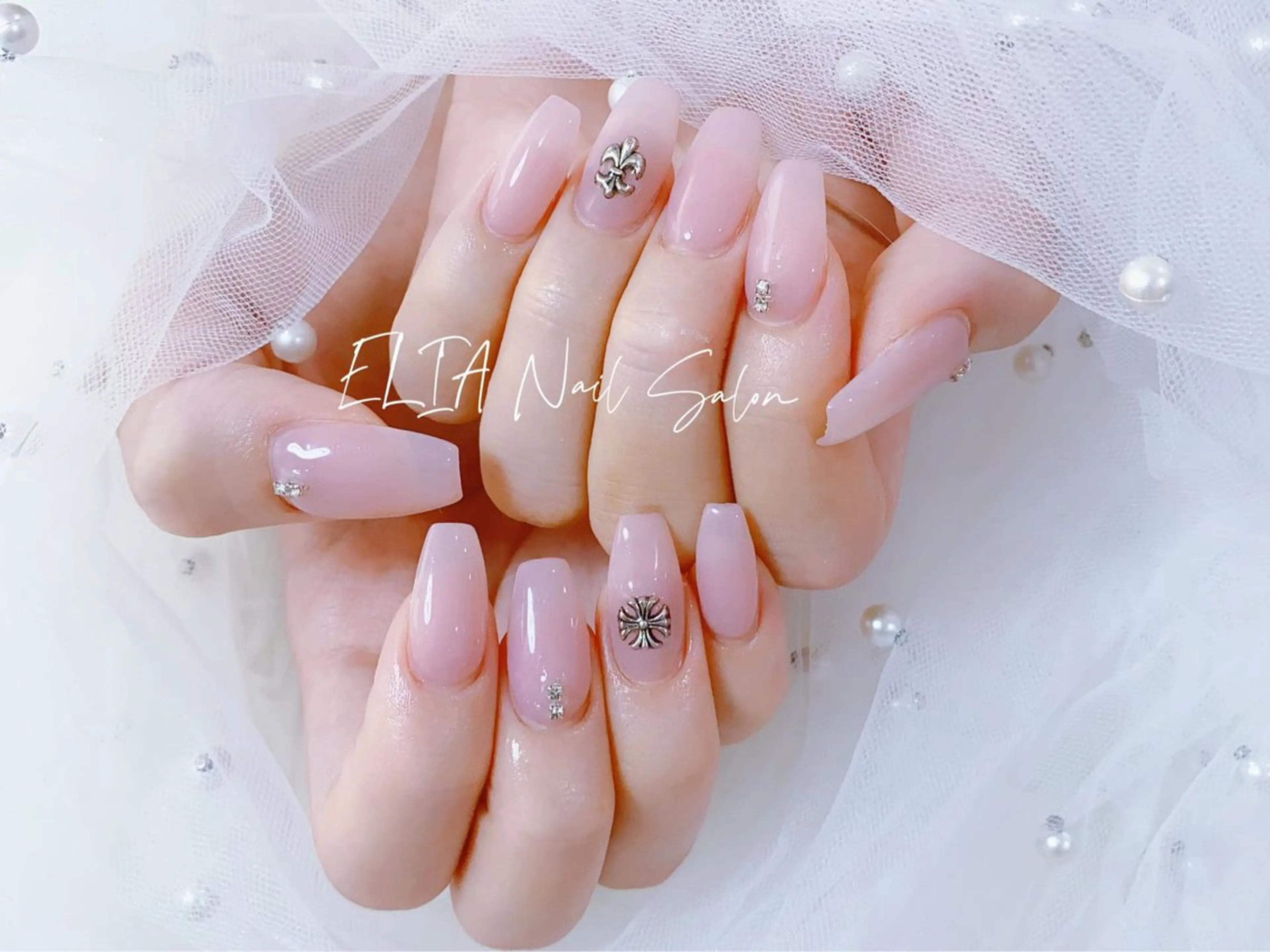 ミディアム cici nailのネイルデザイン