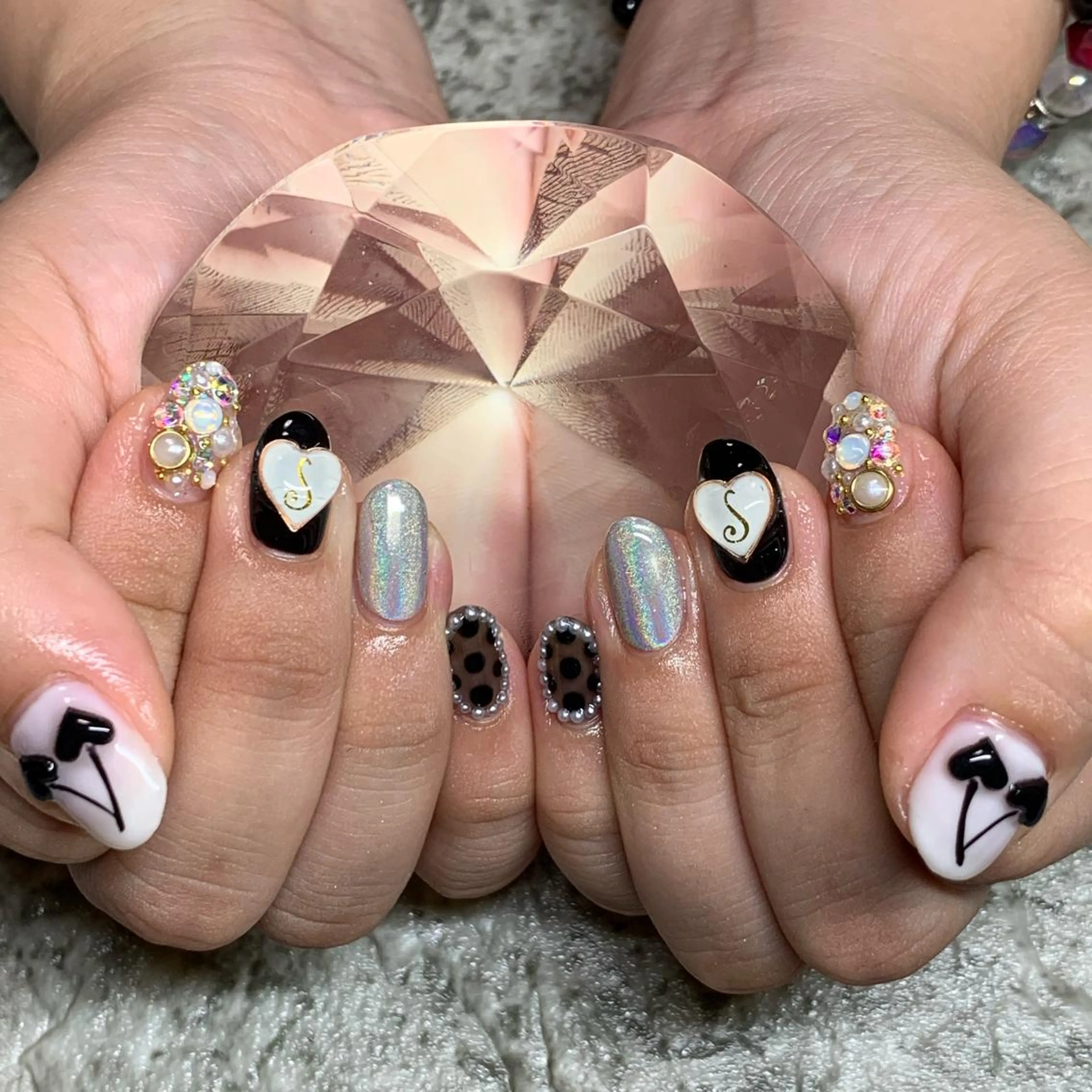 ネイル RuxuryNail ／RiAnnaのネイルデザイン