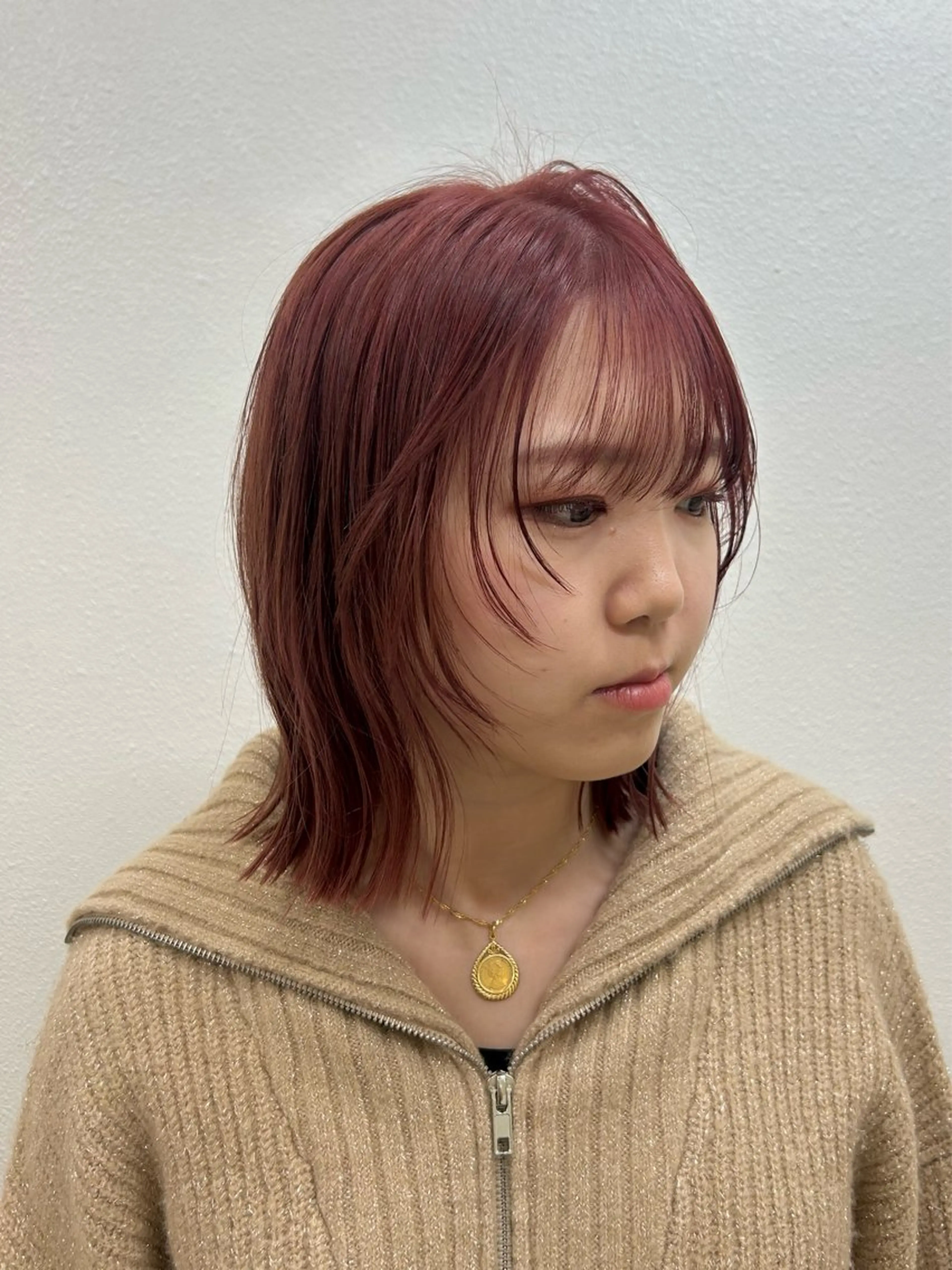 ミディアム カラー ヘアアレンジ ブリーチ ブリーチなしカラー ピンクカラー カット ヘアカラー トリートメント 🌼REINA 🌼韓国ボブ🌼赤坂のヘアスタイル