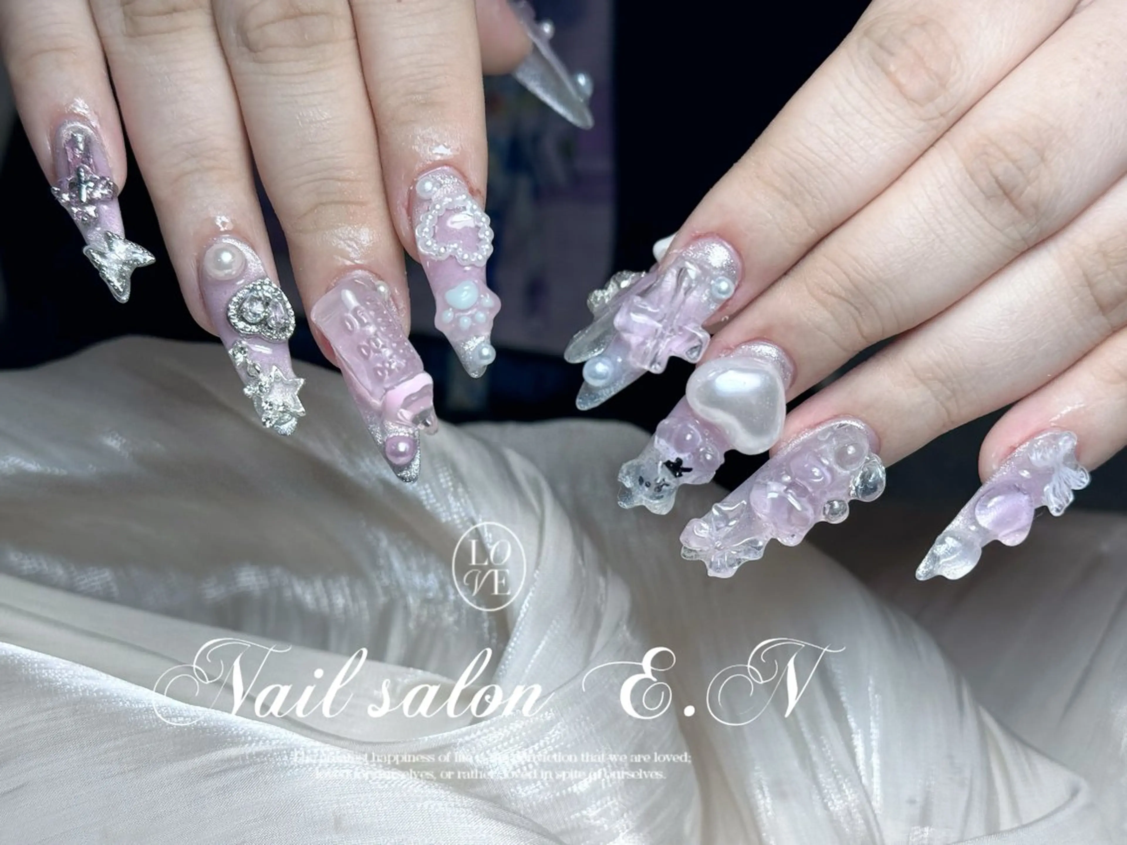 ネイル E.N🦋 長さ出し/持ち込みのネイルデザイン