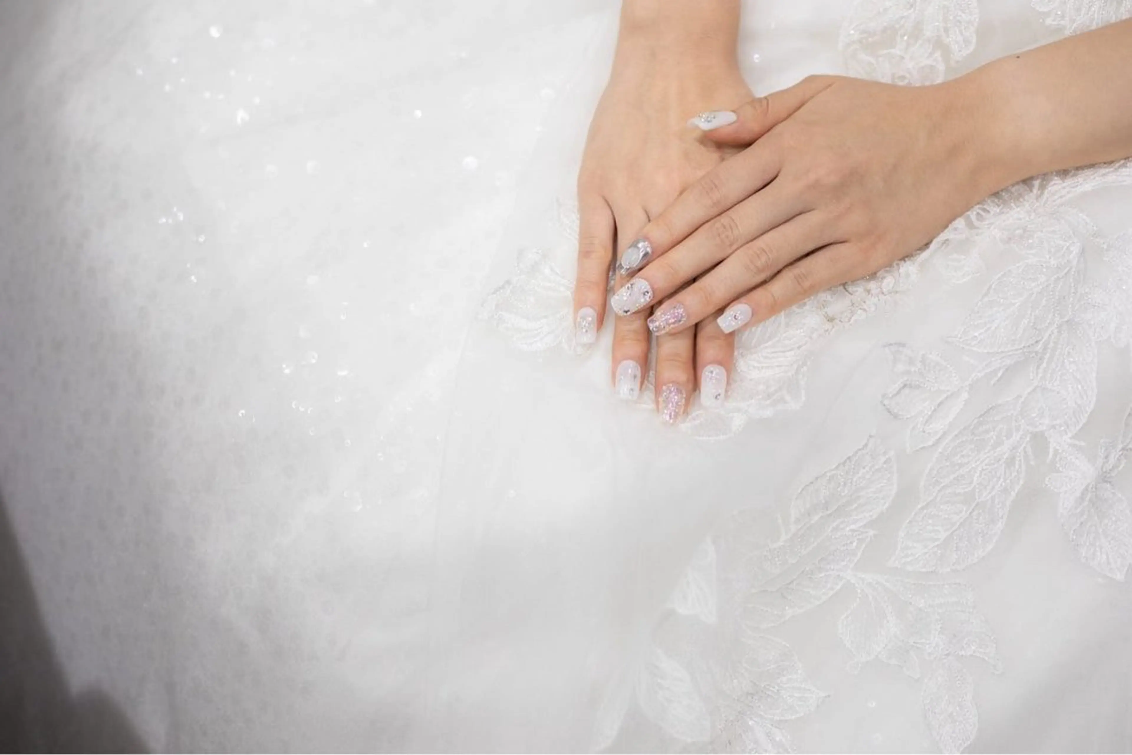 ネイル ブライダルネイル K Aのネイルデザイン