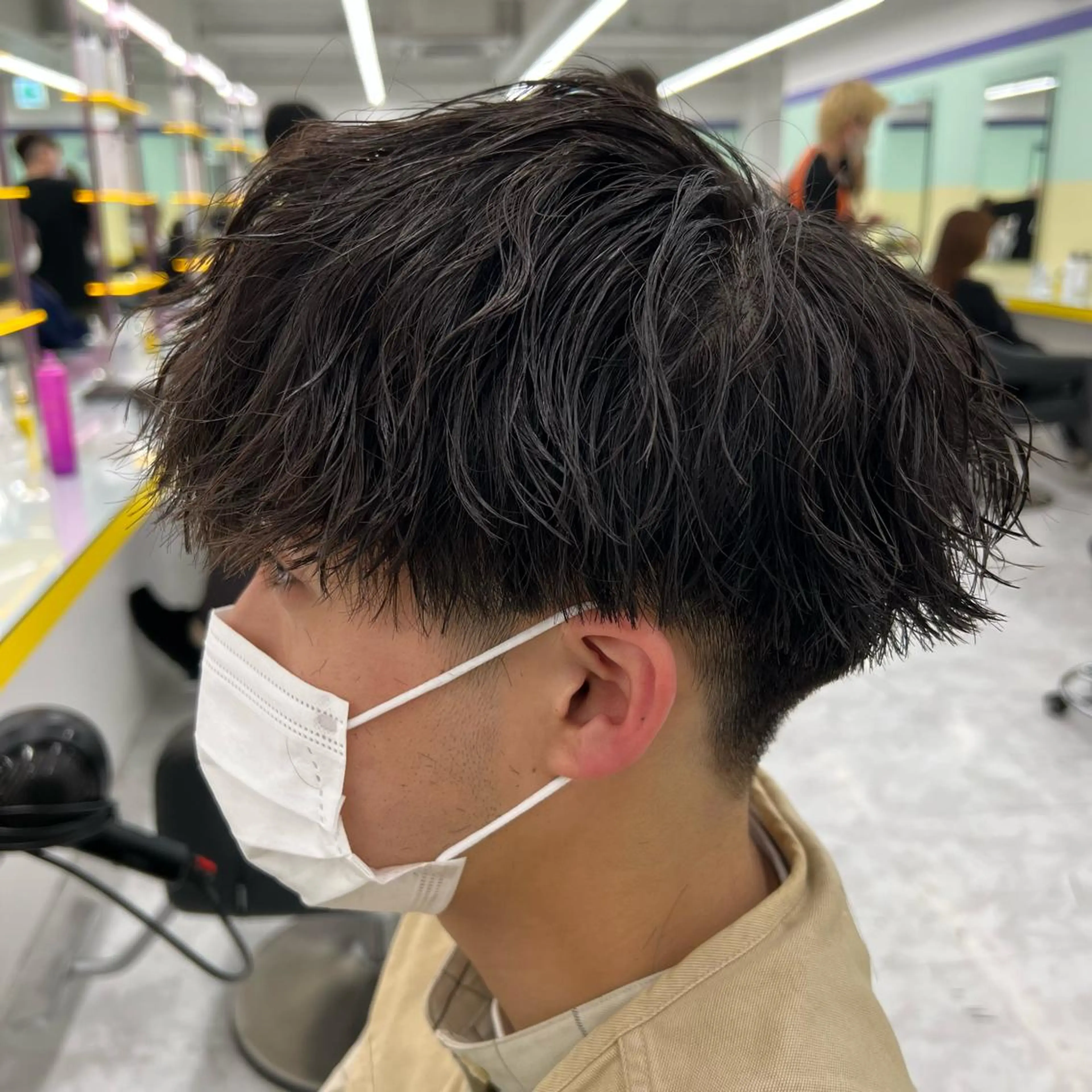 ショート カラー パーマ ヘアアレンジ メンズ キッズ ネイル マツエク・マツパ アイブロウ アップバング センターパート メンズハイライト マッシュ メンズパーマ 🔷横浜1のパーマ 職人🔷将太郎のヘアスタイル