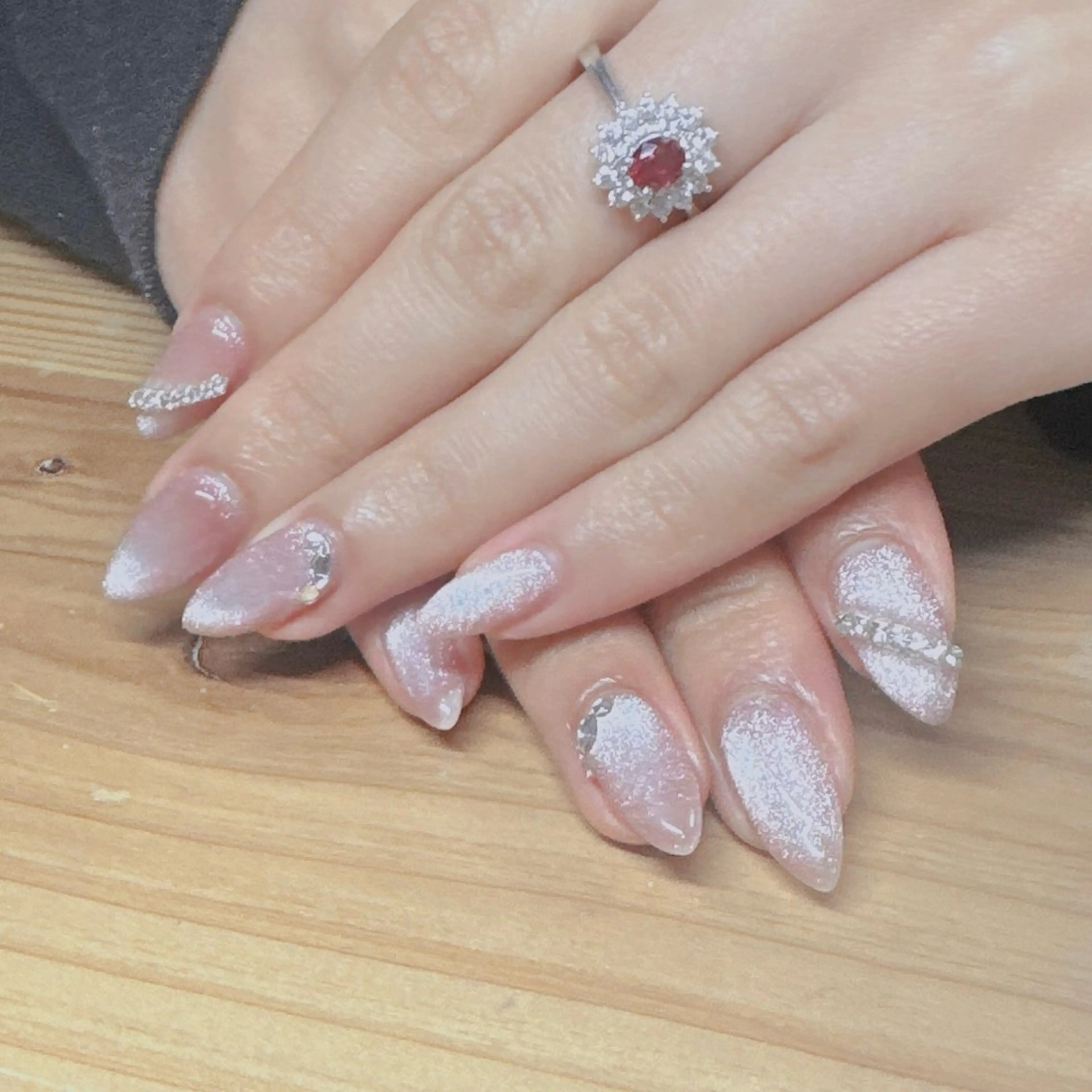 ネイル ハンドネイル Momo🍑 【パラジェル取扱店】のネイルデザイン