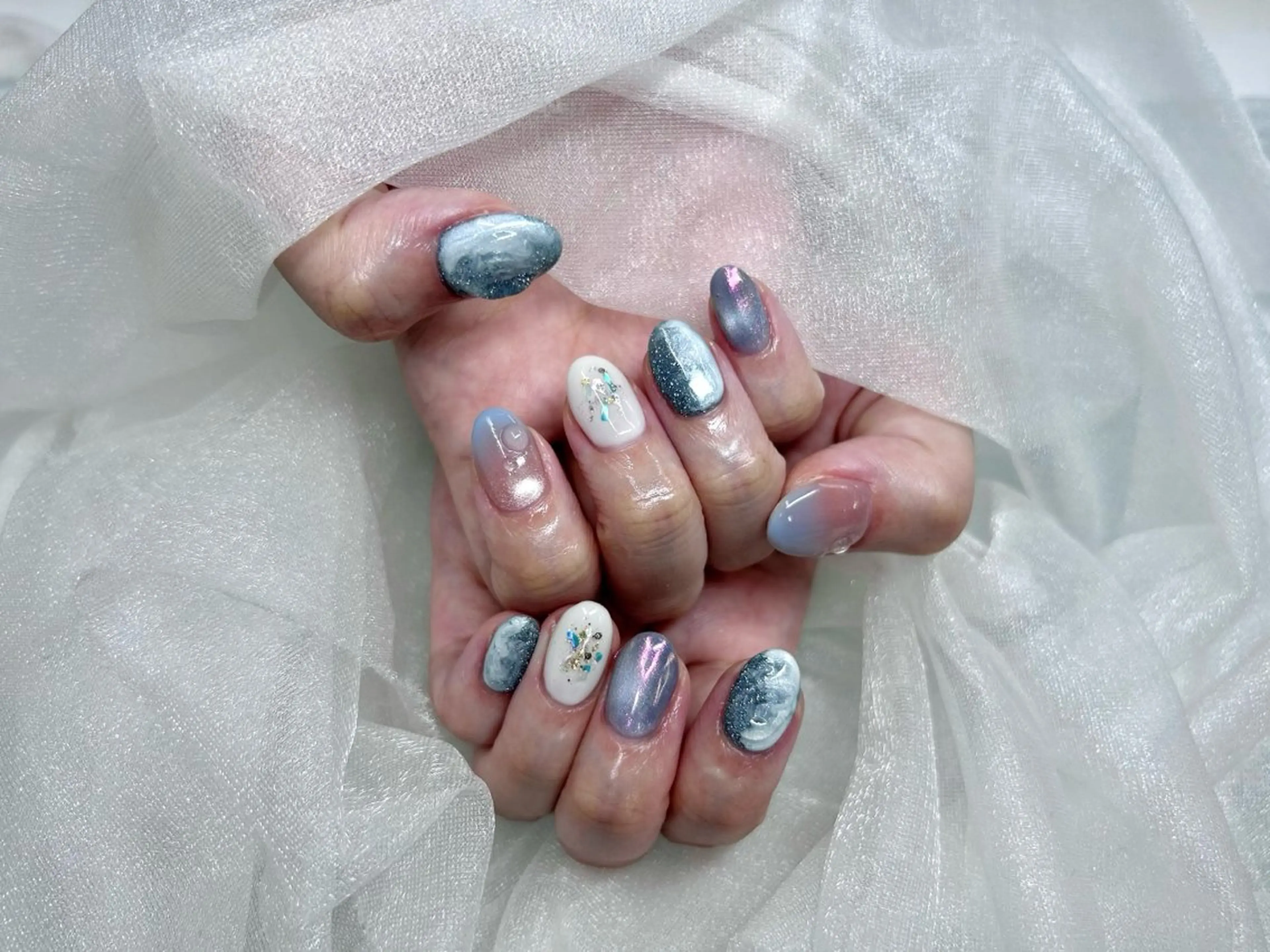 ネイル 持ち込み 加藤 楓子のネイルデザイン