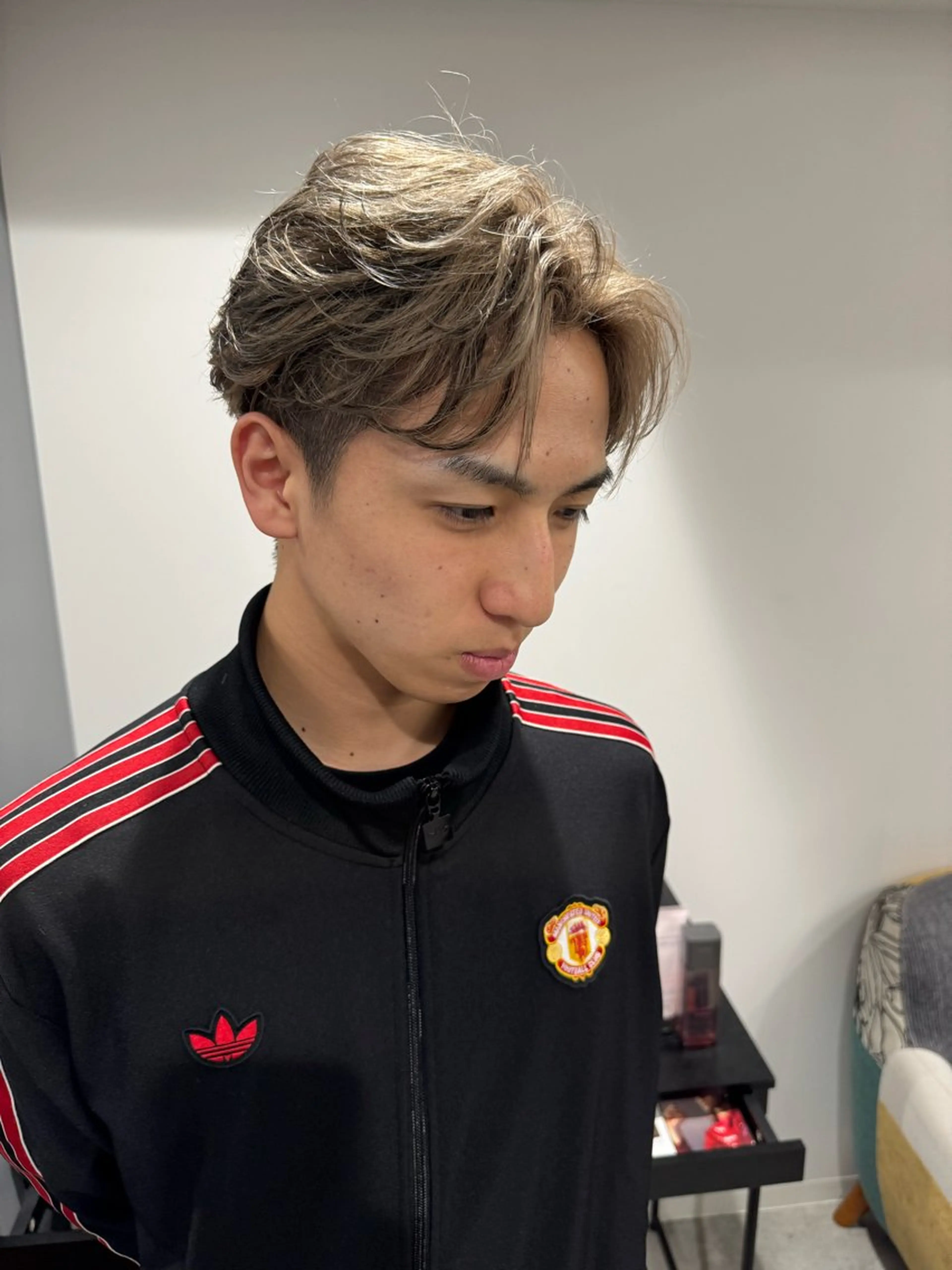 カラー メンズ カット ヘアカラー 大名/透明感カラー/ 中明度カラー/徹平のヘアスタイル