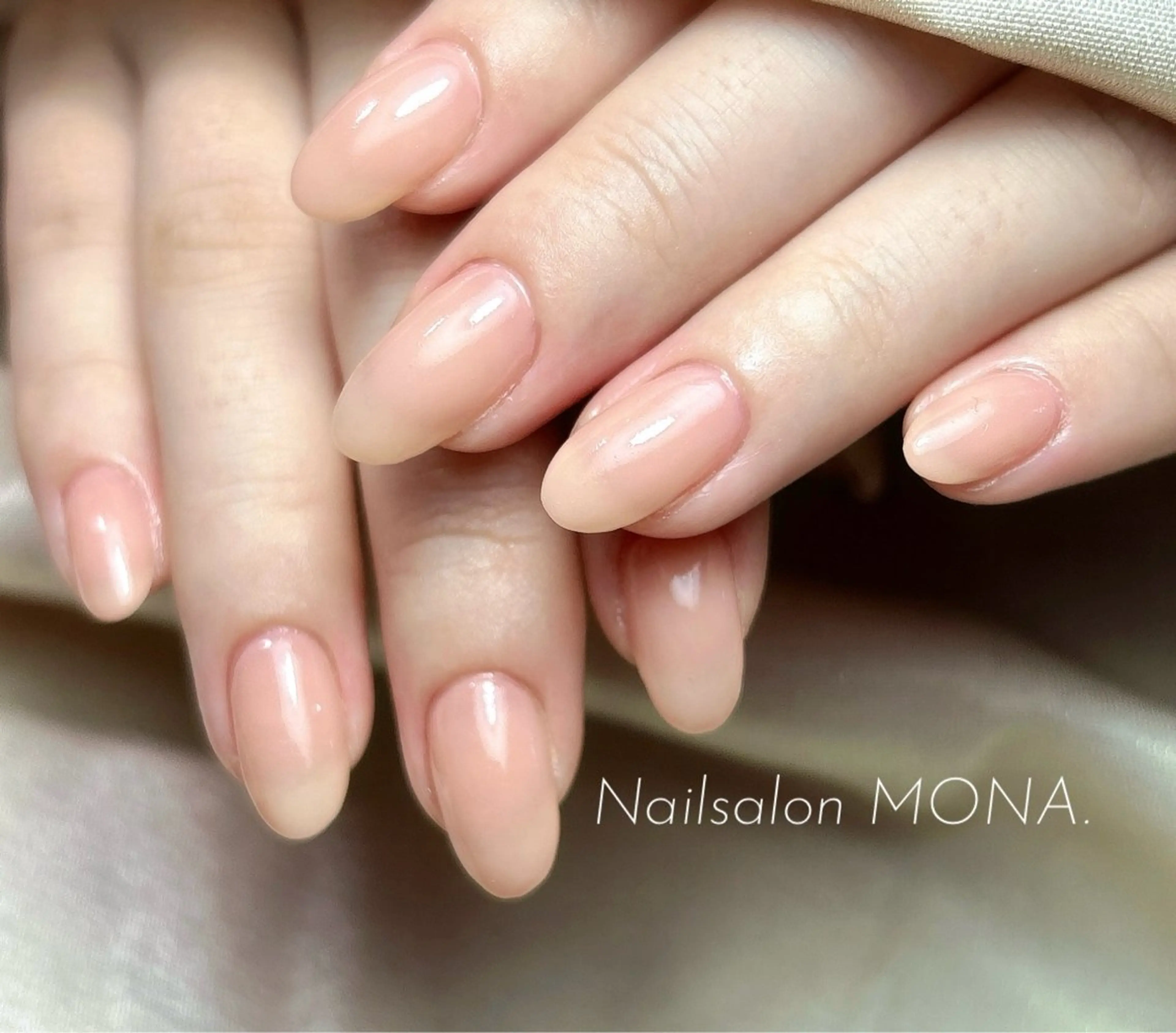 ネイル ワンカラーネイル ハンドネイル Nailsalon MONA.のネイルデザイン