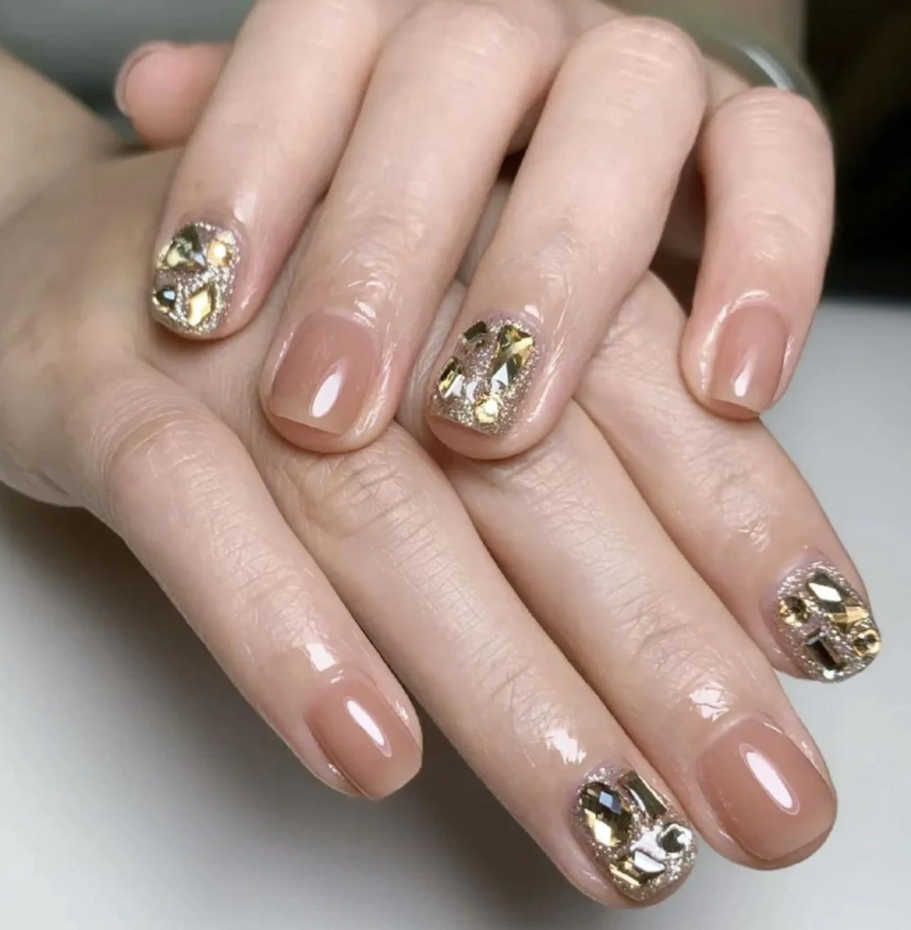 ネイル Queens PUPUのネイルデザイン