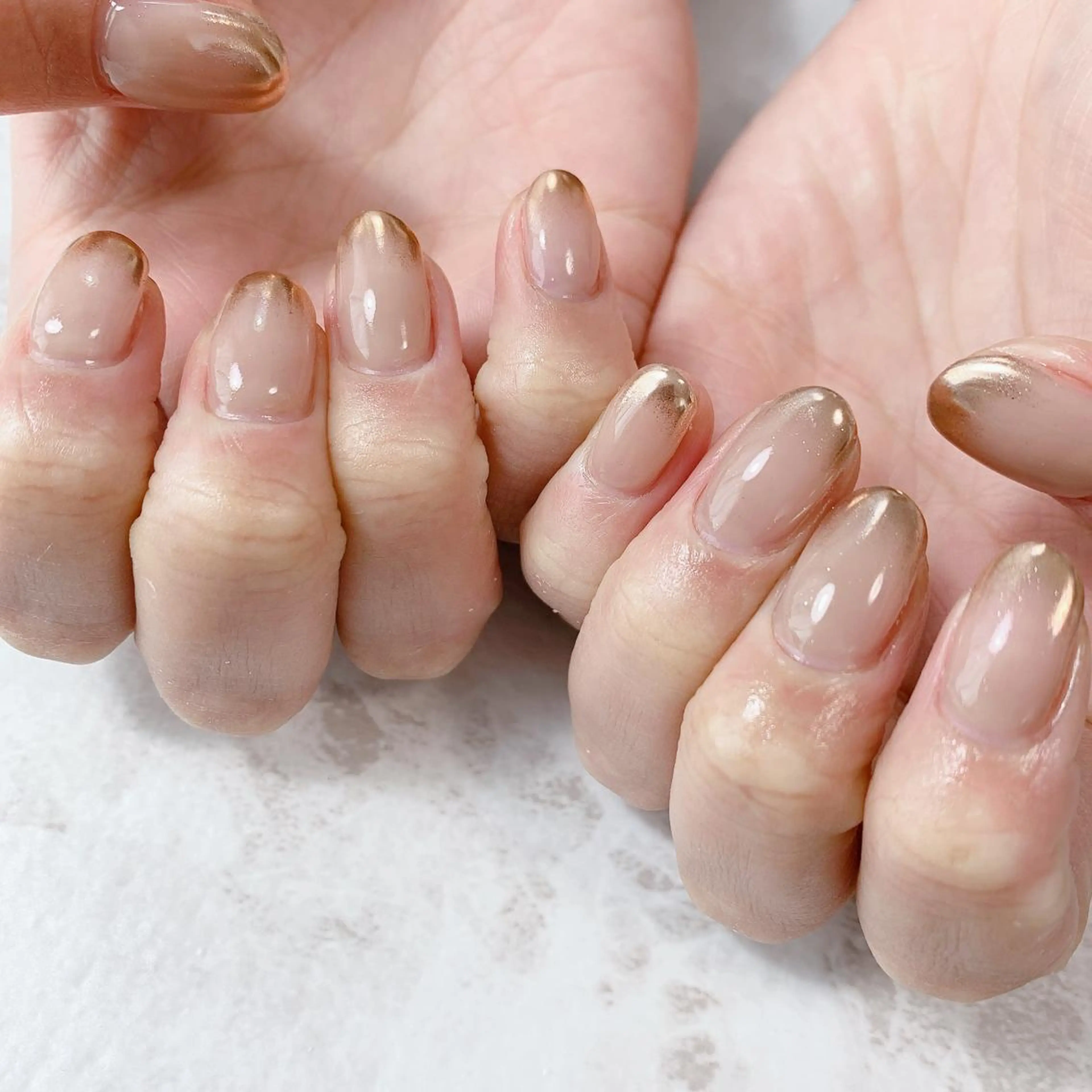 ネイル グラデーション ミラーネイル sereha nailのネイルデザイン