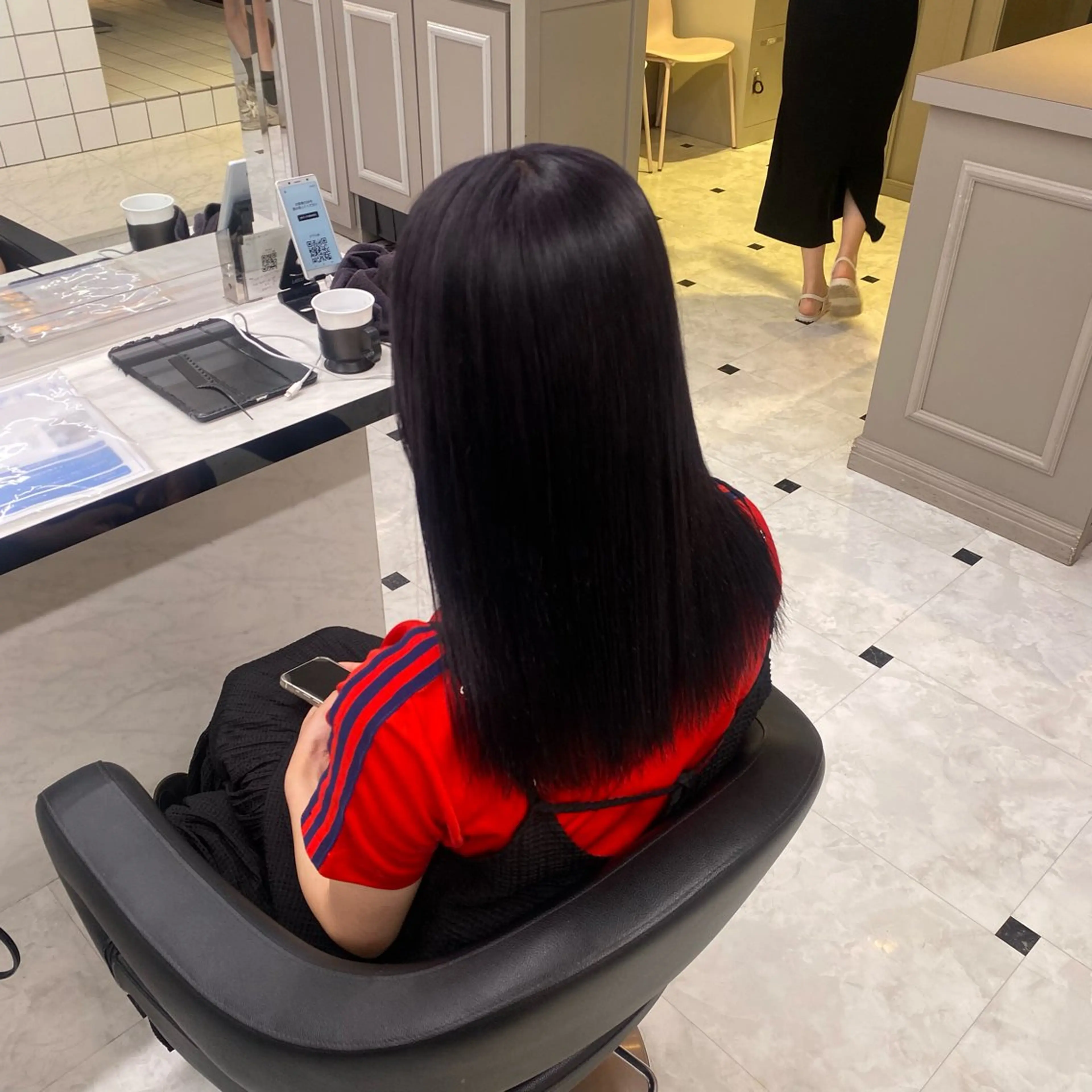 ロング カラー ヘアカラー トリートメント ヘッドスパ ヘアセット 透明感ベージュカラー 🪞上野🪞AIのヘアスタイル