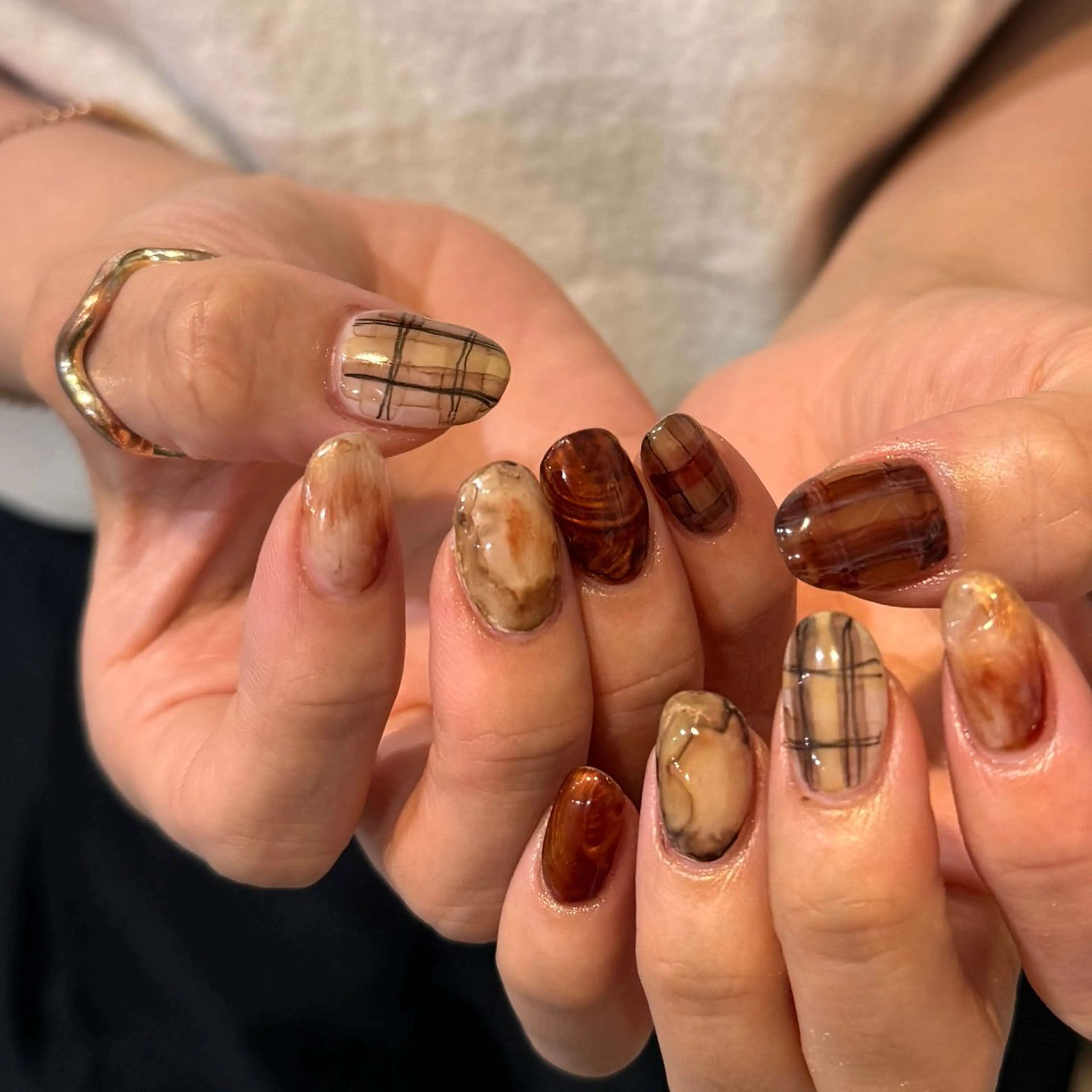 ネイル ハンドネイル 中本 菜々のネイルデザイン