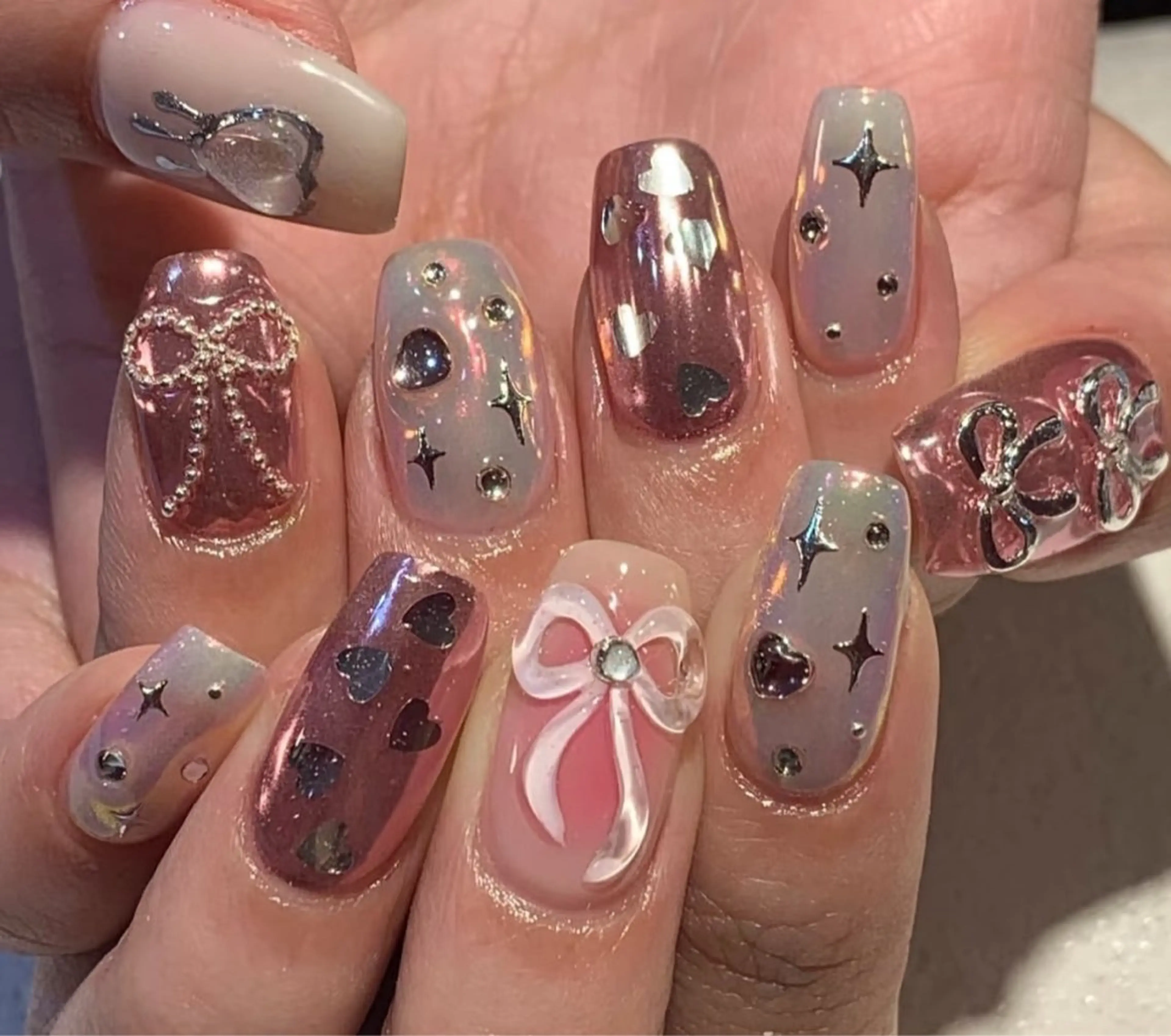 ネイル アートネイル オーロラネイル チークネイル フレンチネイル ガラスフレンチ ハンドネイル 🎀🎀YooLi Nail Salonのネイルデザイン