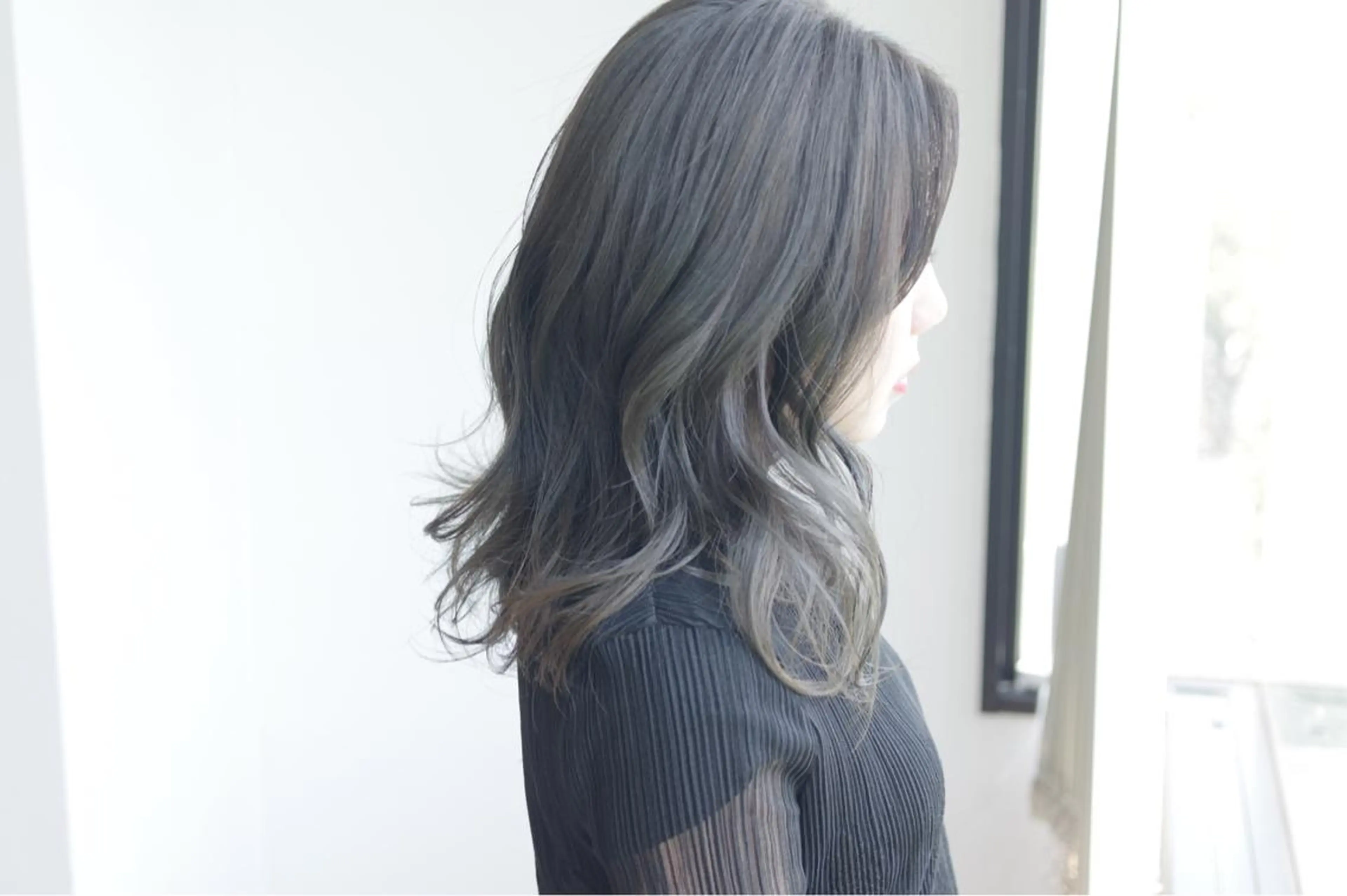 セミロング カラー 🌈ディレクター🌈 徳松優希のヘアスタイル