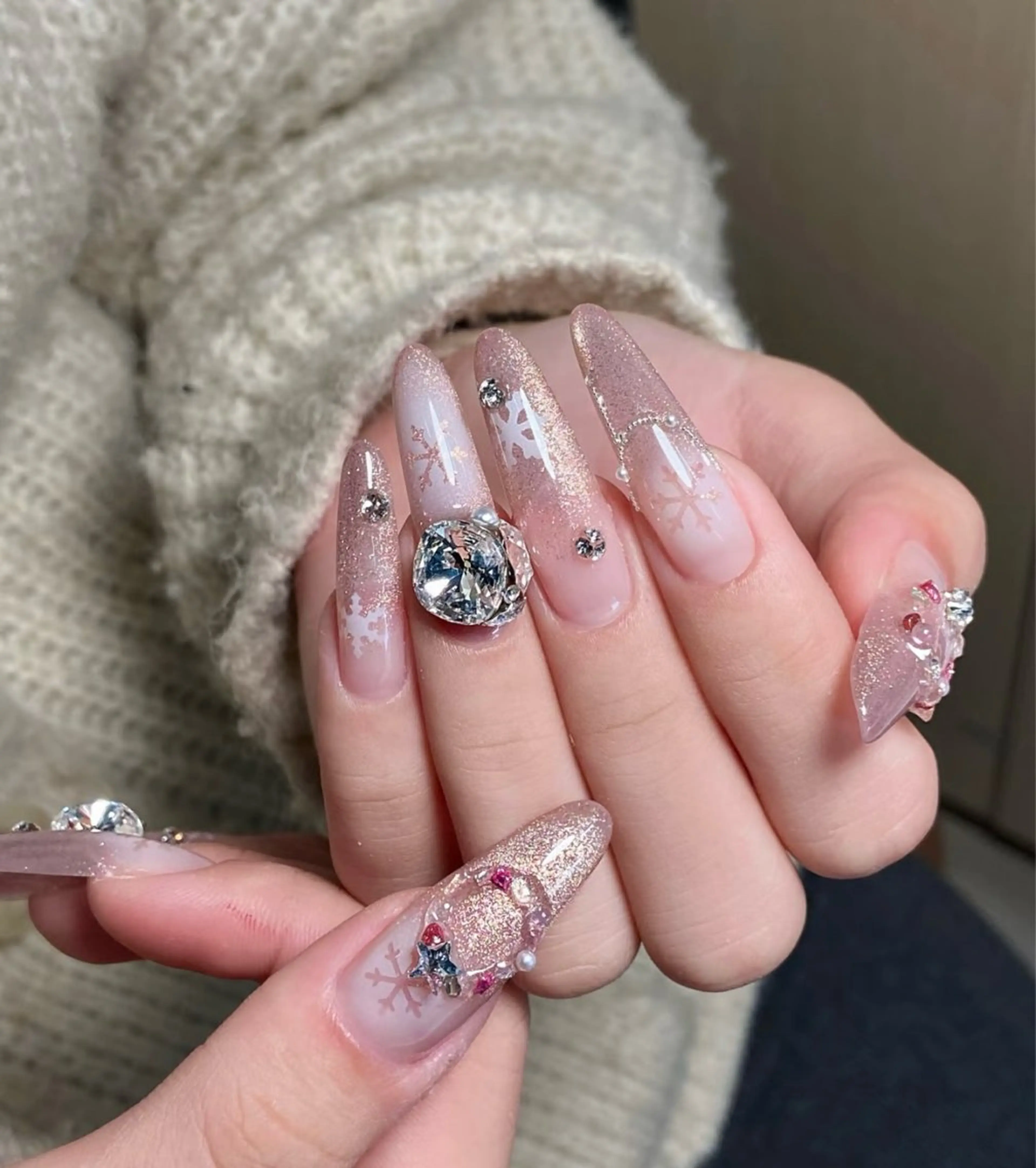 ネイル L.Nail所属・L.nail 【エル.ネイル】のネイルデザイン