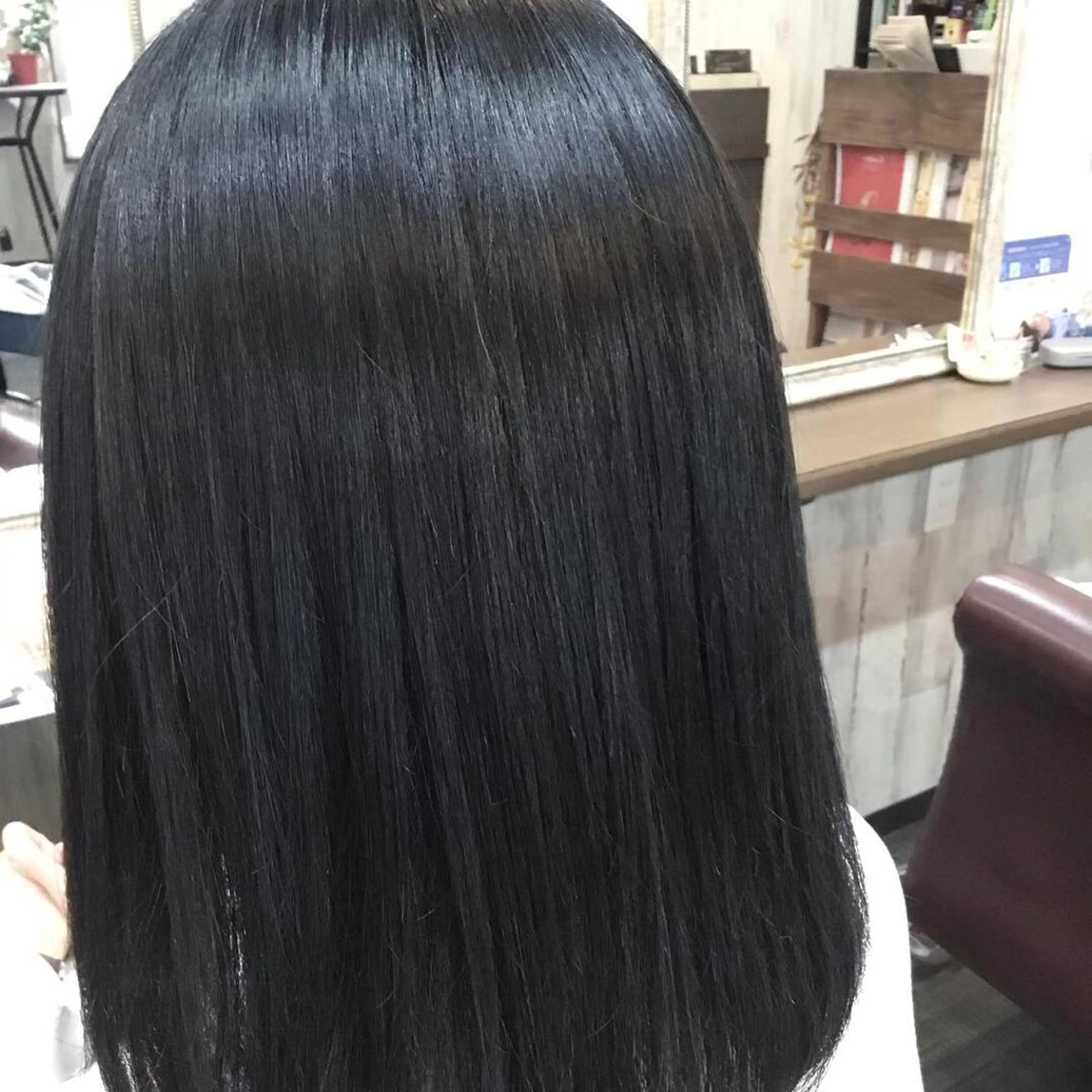 ミディアム カラー パーマ embrace エンブレイスのヘアスタイル