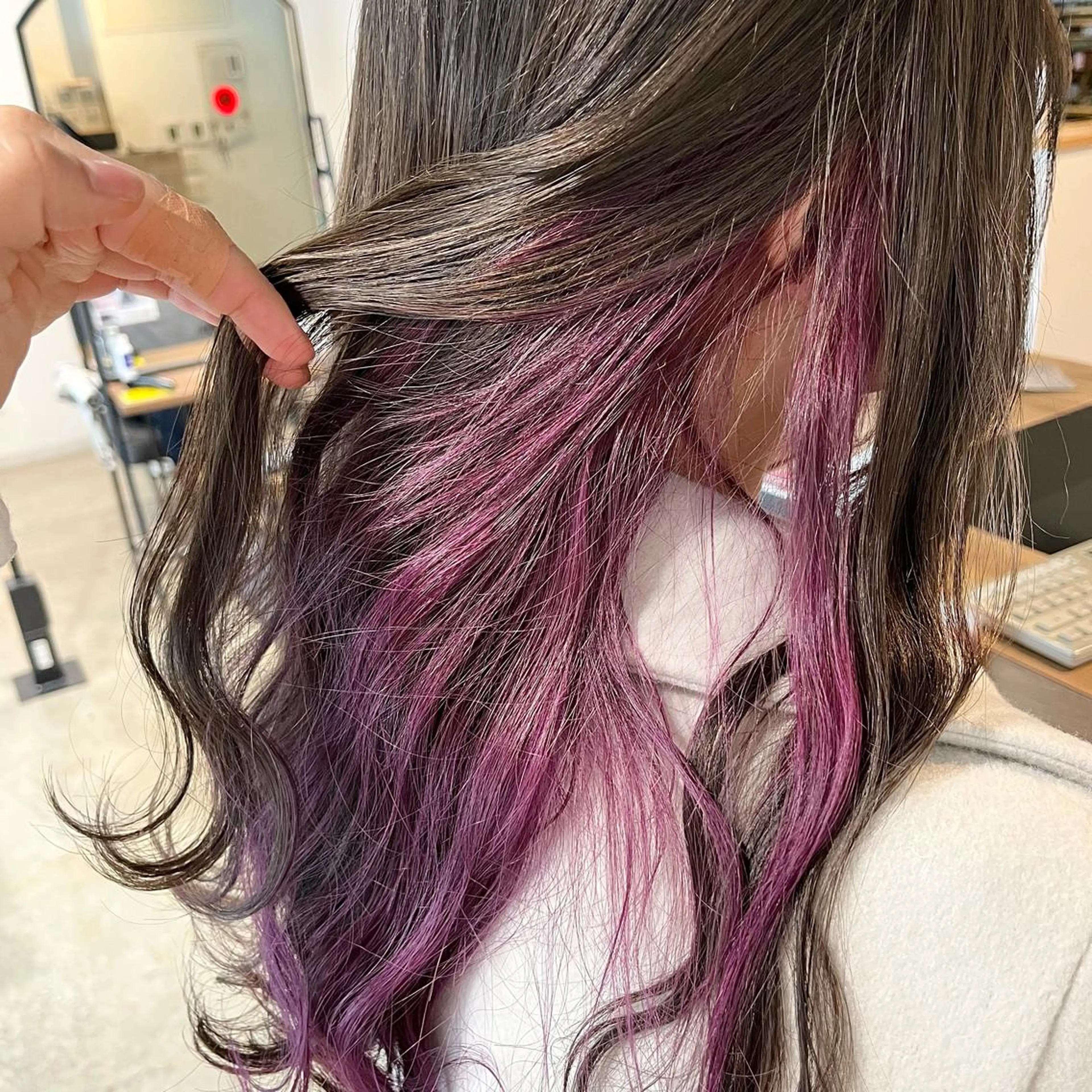 ロング カラー インナーカラー ピンクカラー ヘアカラー 🌷レイヤーカット/ フルキシオリ🌷のヘアスタイル