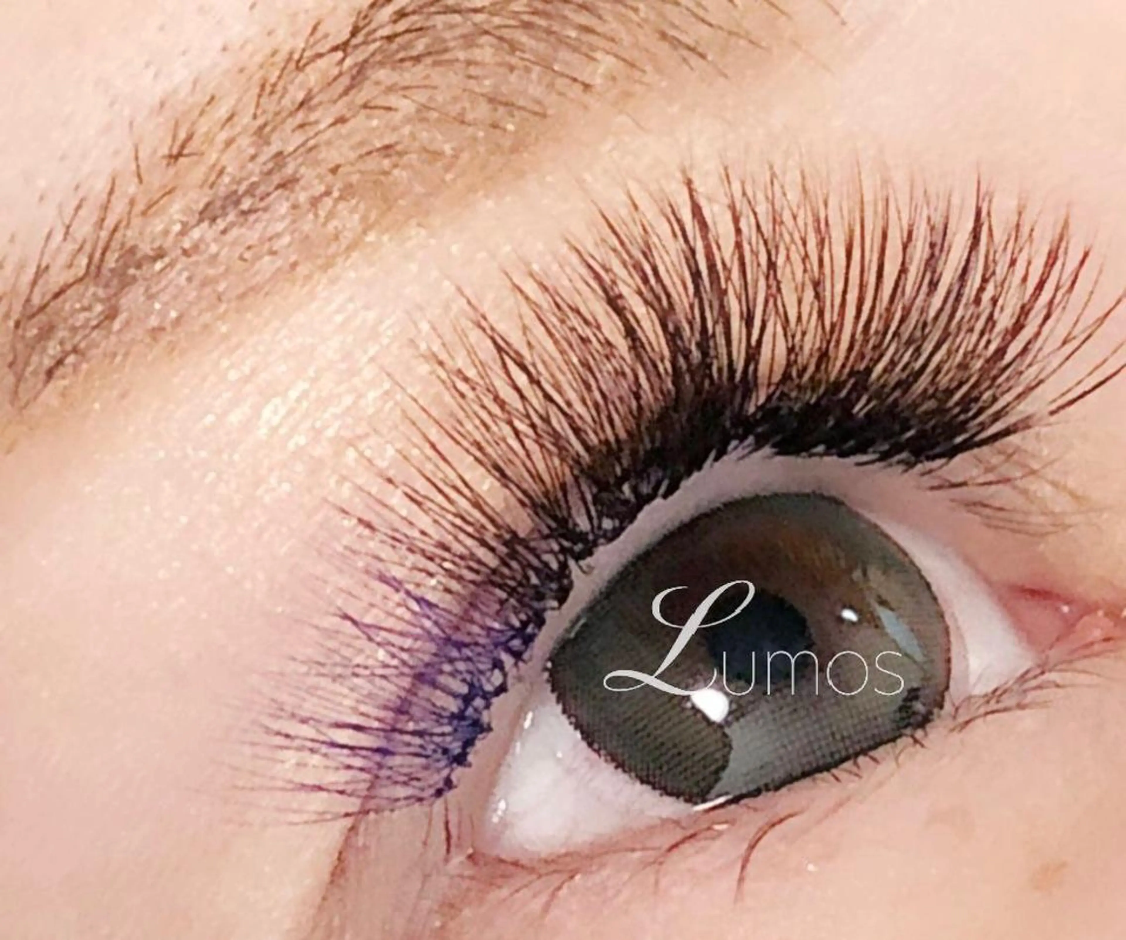 マツエク・マツパ カラーマツエク ボリュームラッシュ マツエク Lumos nail&eyelash所属・Lumos Ayakaのマツエク・マツパデザイン