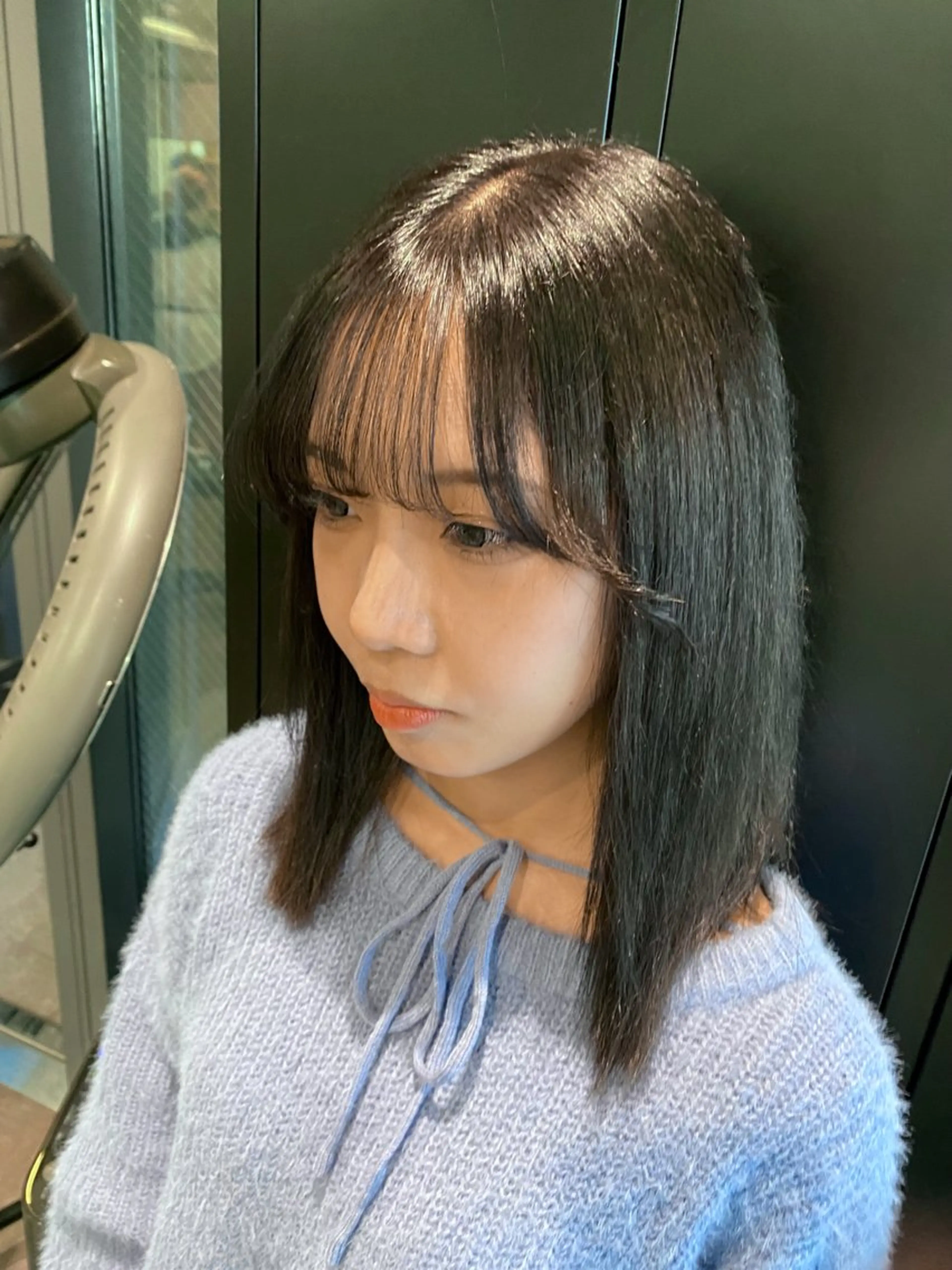 ミディアム アッシュ 艶暖色カラー🍒 縮毛矯正ほののヘアスタイル