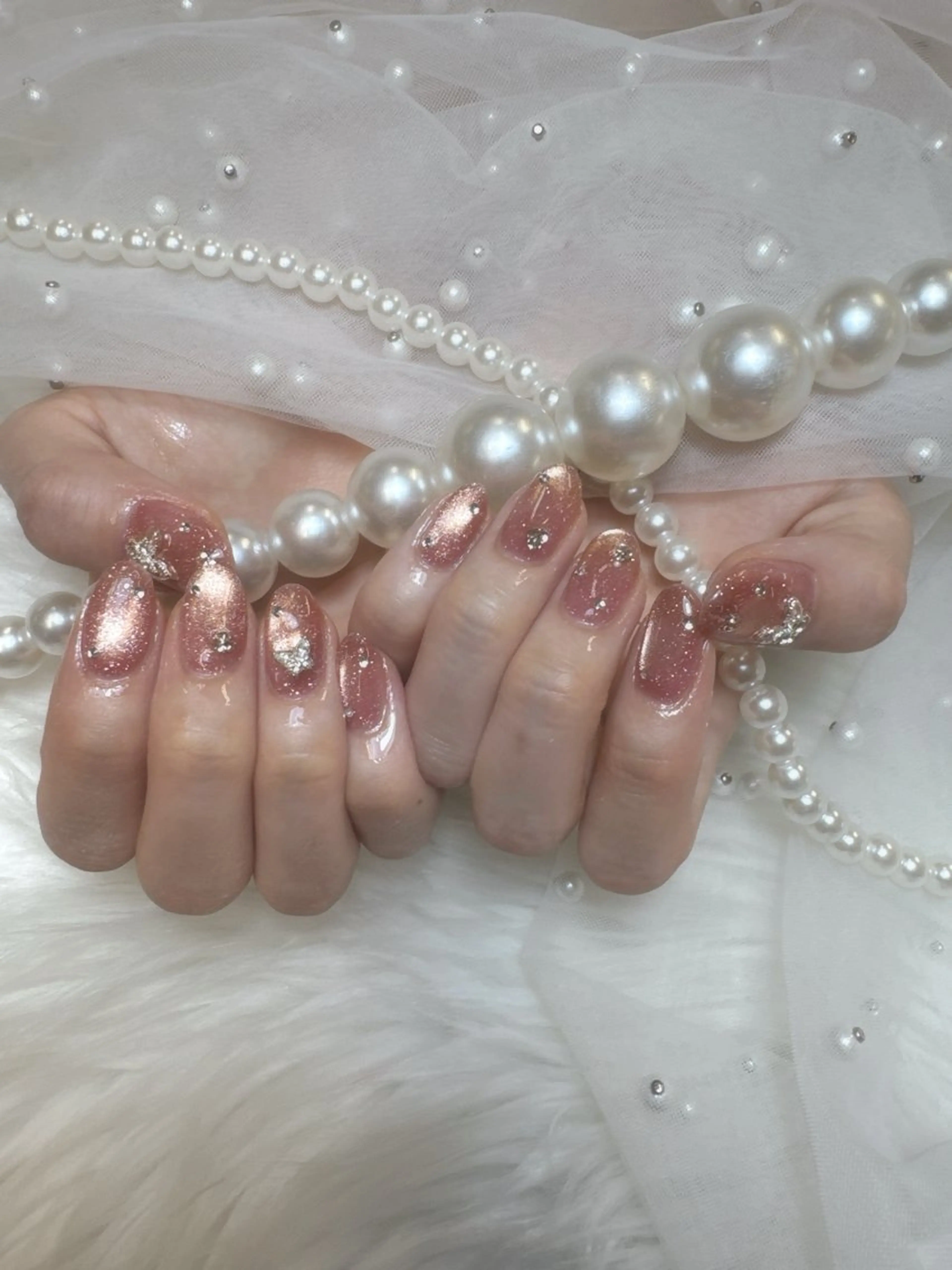 ネイル チークネイル ジェルネイル キラキラネイル マグネットネイル パラジェル ハンドネイル Queeens nailのネイルデザイン