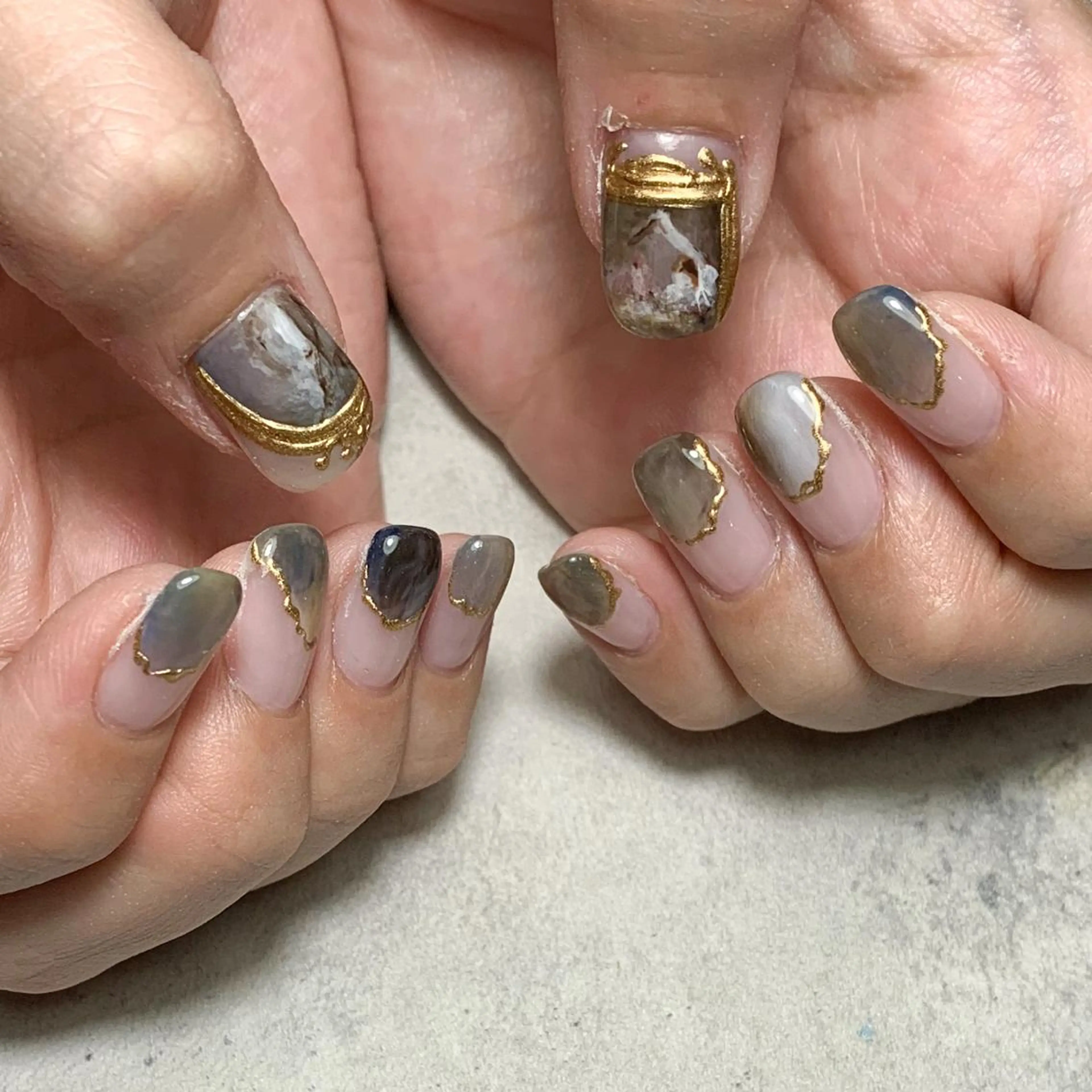 ネイル ハンドネイル atelier　FIORITURA所属・FIORITURA aiのネイルデザイン