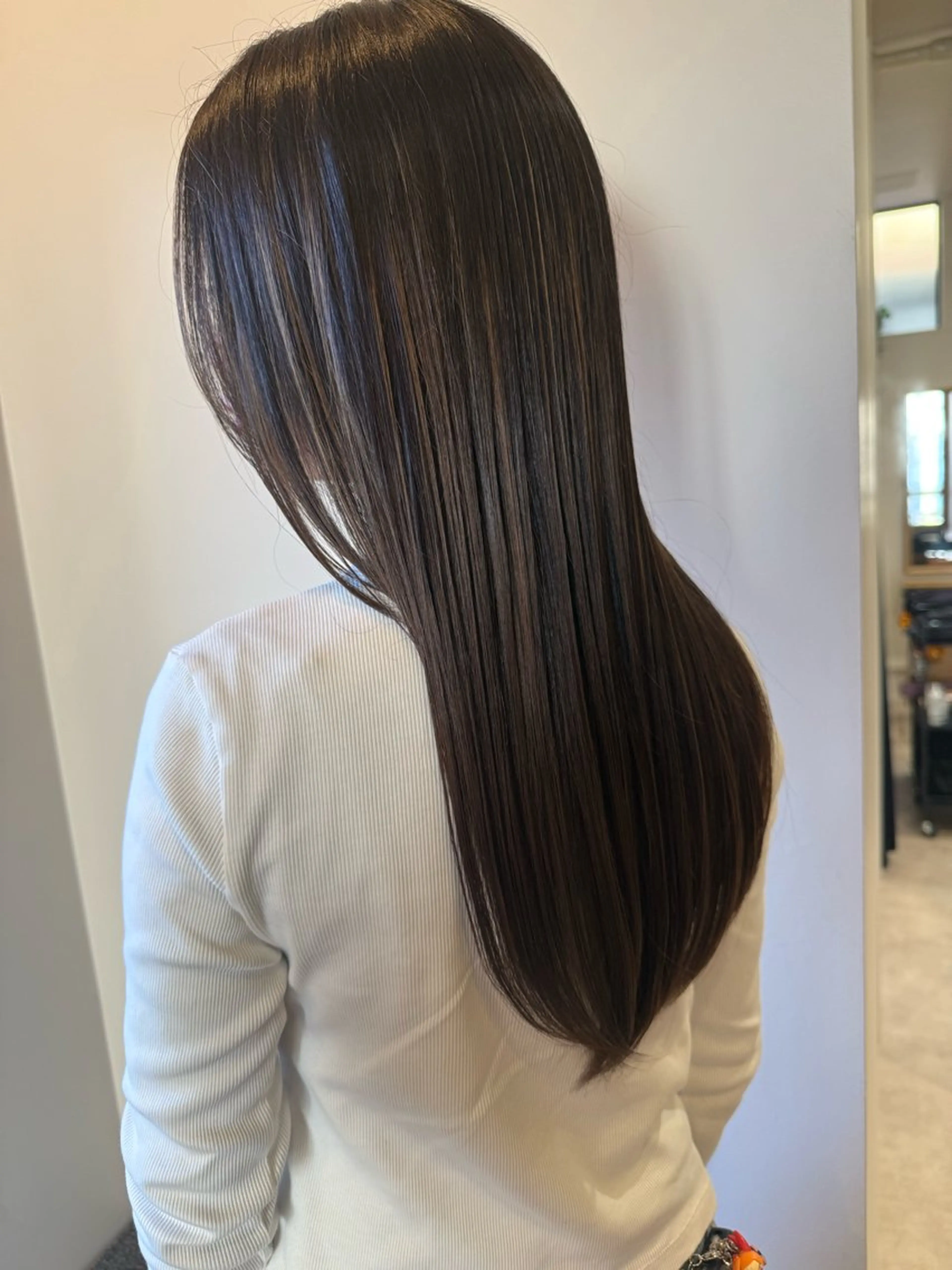 ロング 💛🤍U too e’s 鎌倉🧸のヘアスタイル